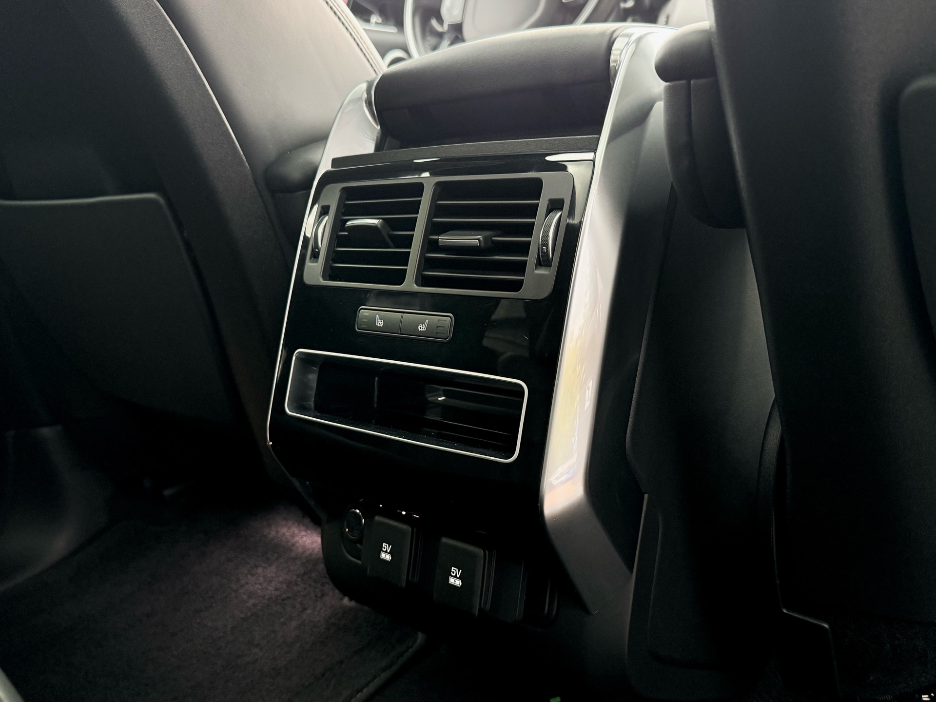 /alphaautosales/2019-LandRover-RangeRover-15561652212057409.jpg