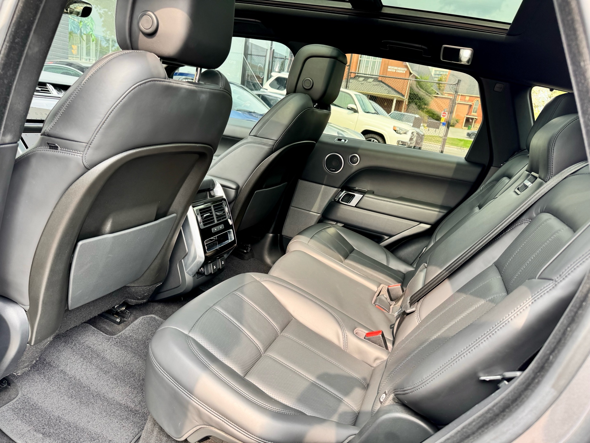 /alphaautosales/2019-LandRover-RangeRover-8080064782090686.jpg