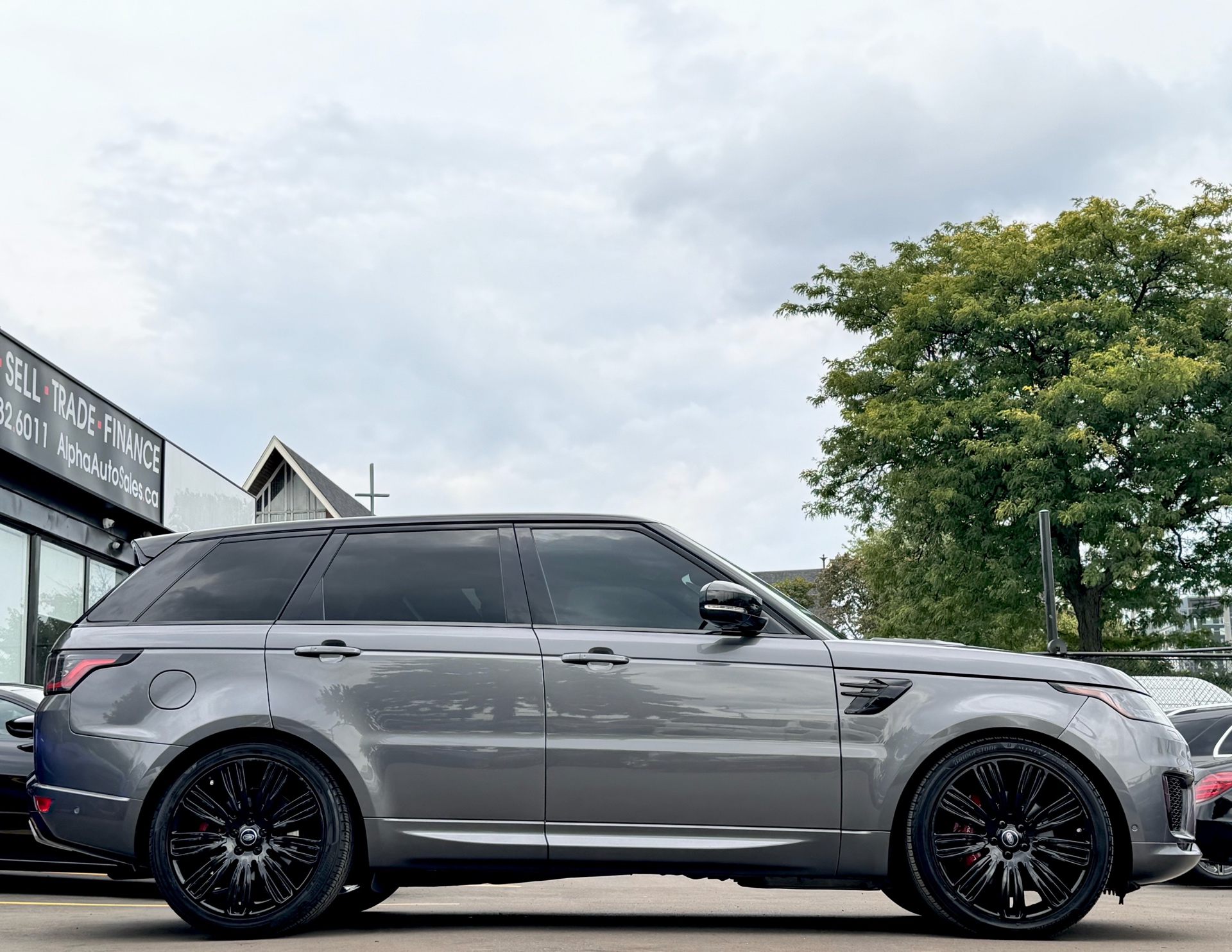 /alphaautosales/2019-LandRover-RangeRover-9301127396110656.jpg