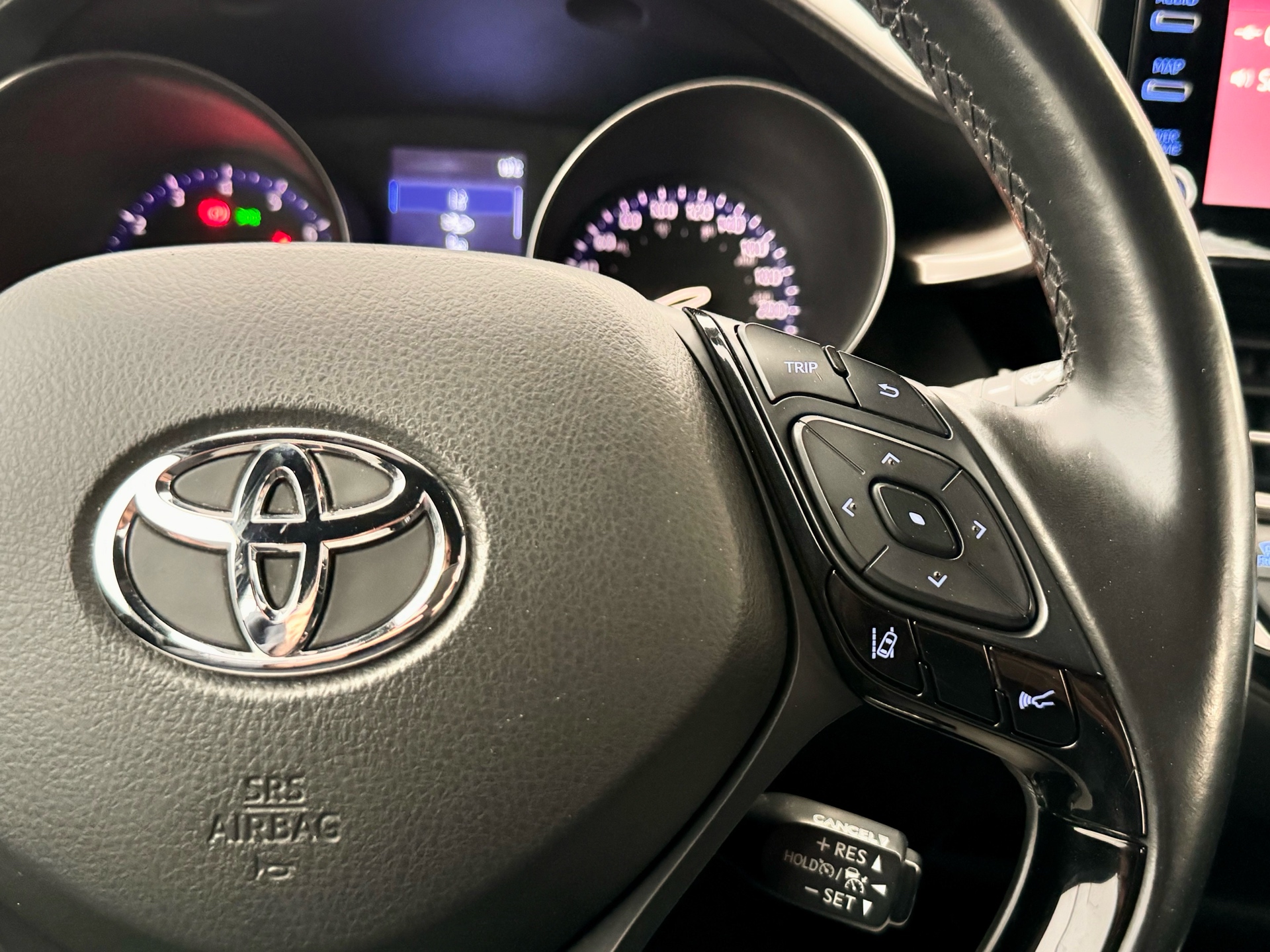 /alphaautosales/2019-Toyota-C-HR-215914094459974.jpg