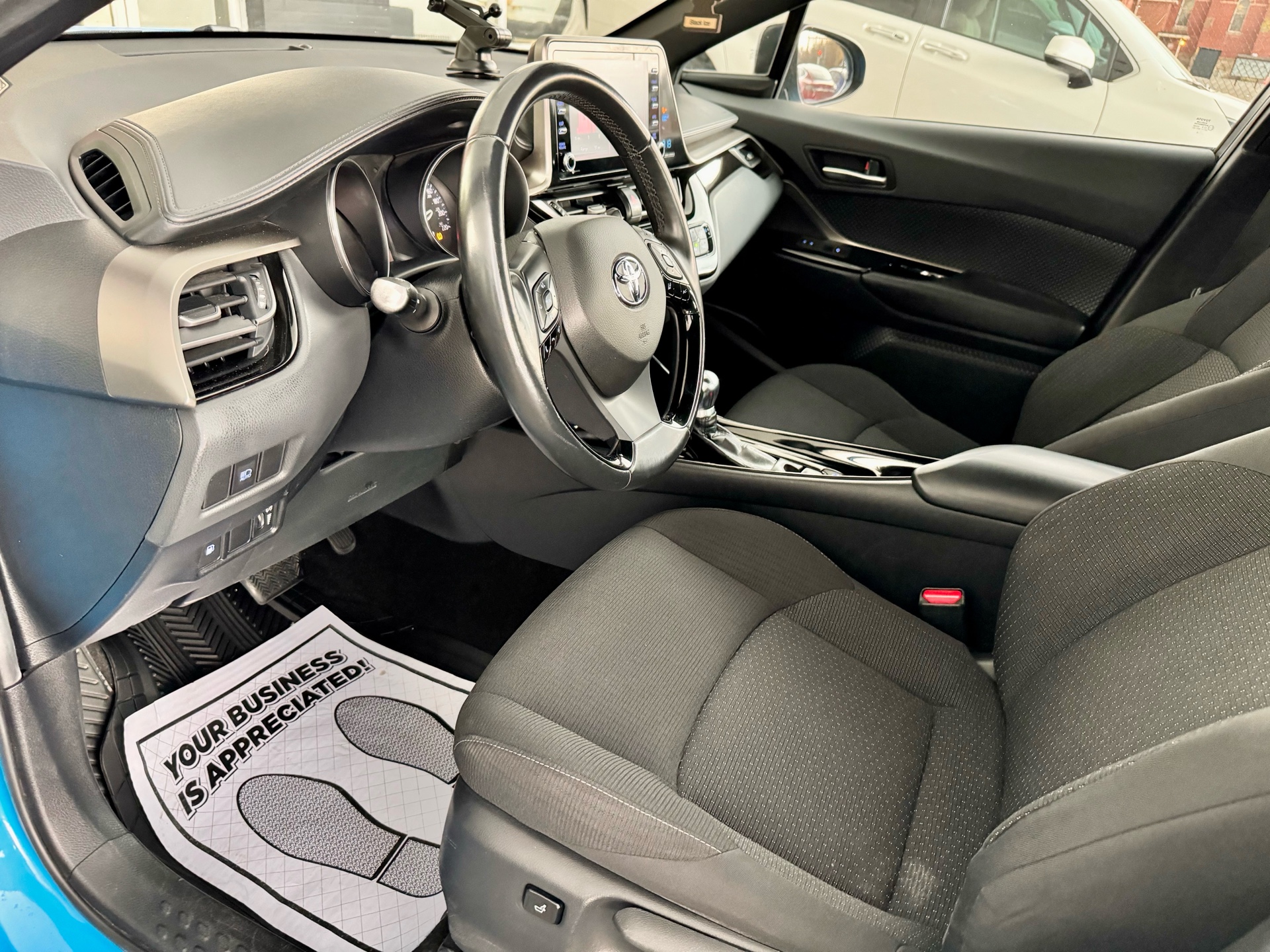 /alphaautosales/2019-Toyota-C-HR-6130276505868575.jpg