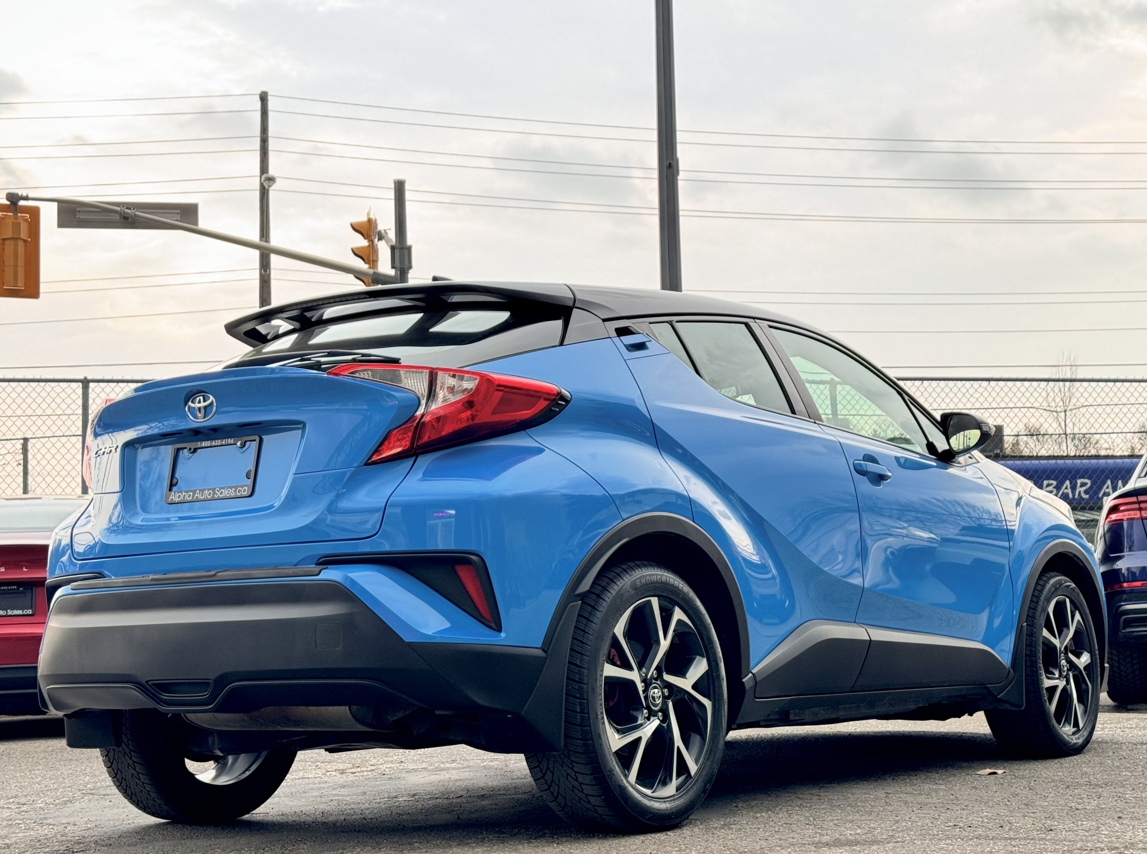 /alphaautosales/2019-Toyota-C-HR-7274447195612426.jpg