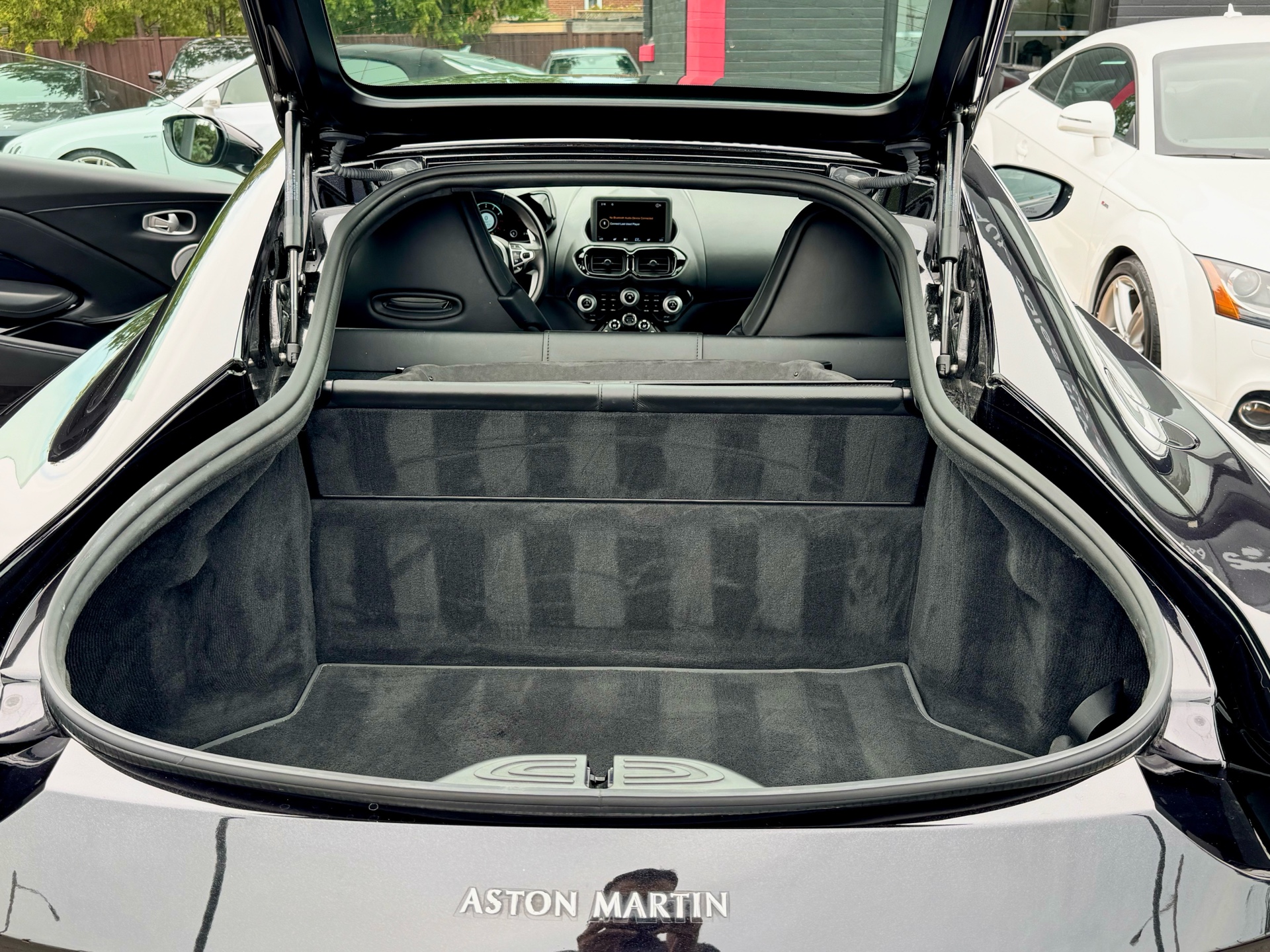 /alphaautosales/2020-AstonMartin-Vantage-011824028092269012.jpg