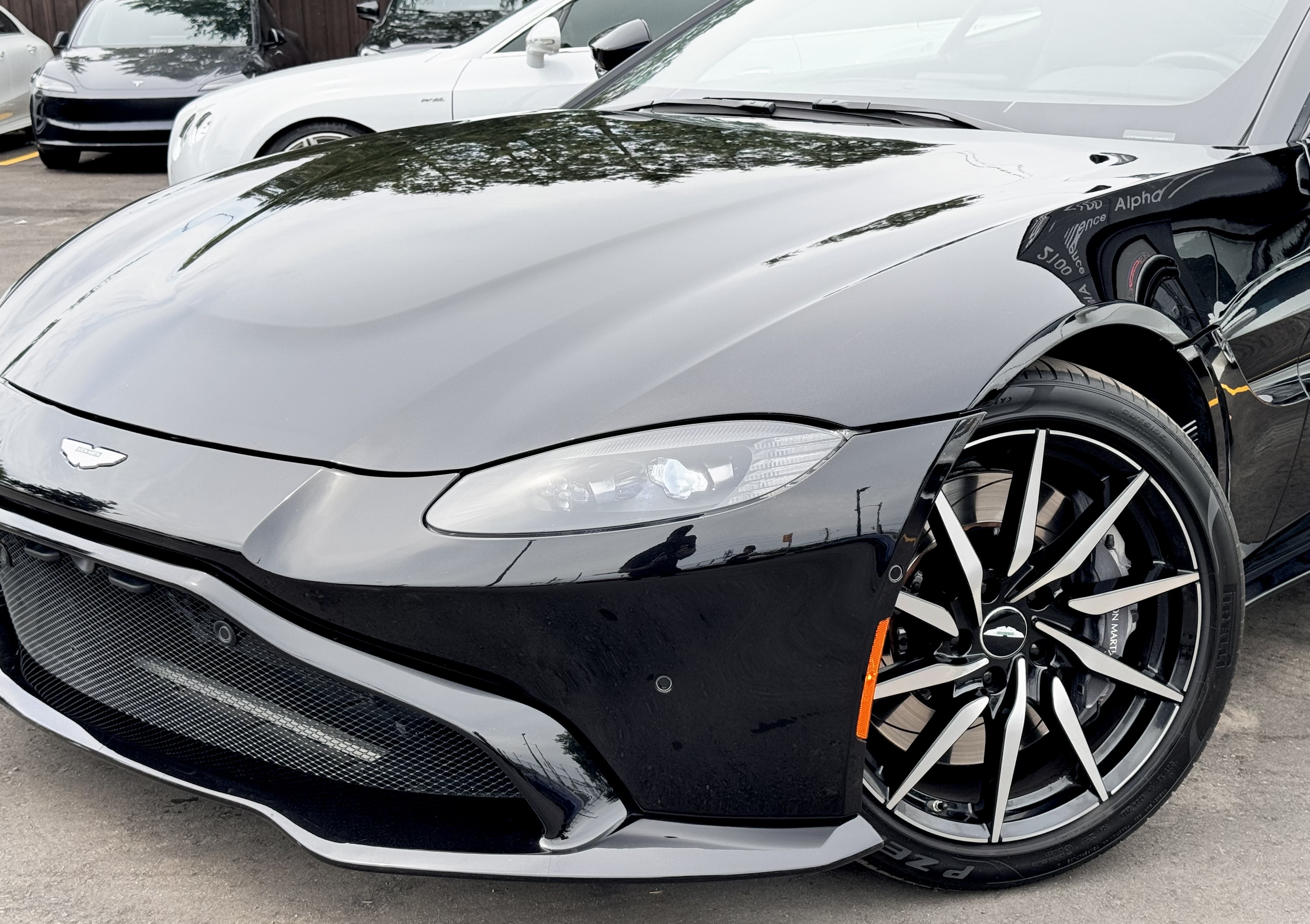 /alphaautosales/2020-AstonMartin-Vantage-34972749363785116.jpg