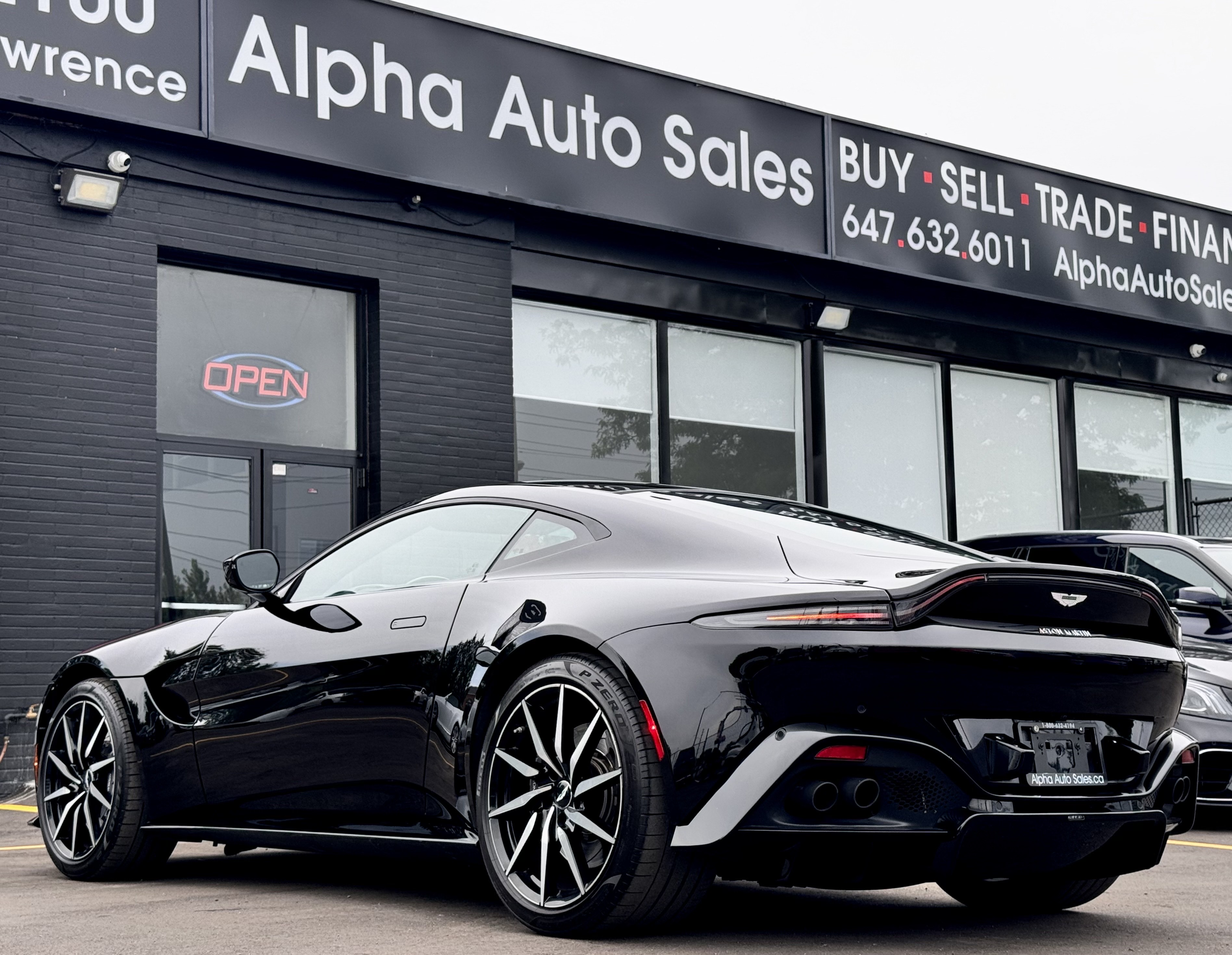 /alphaautosales/2020-AstonMartin-Vantage-5673284944143056.jpg