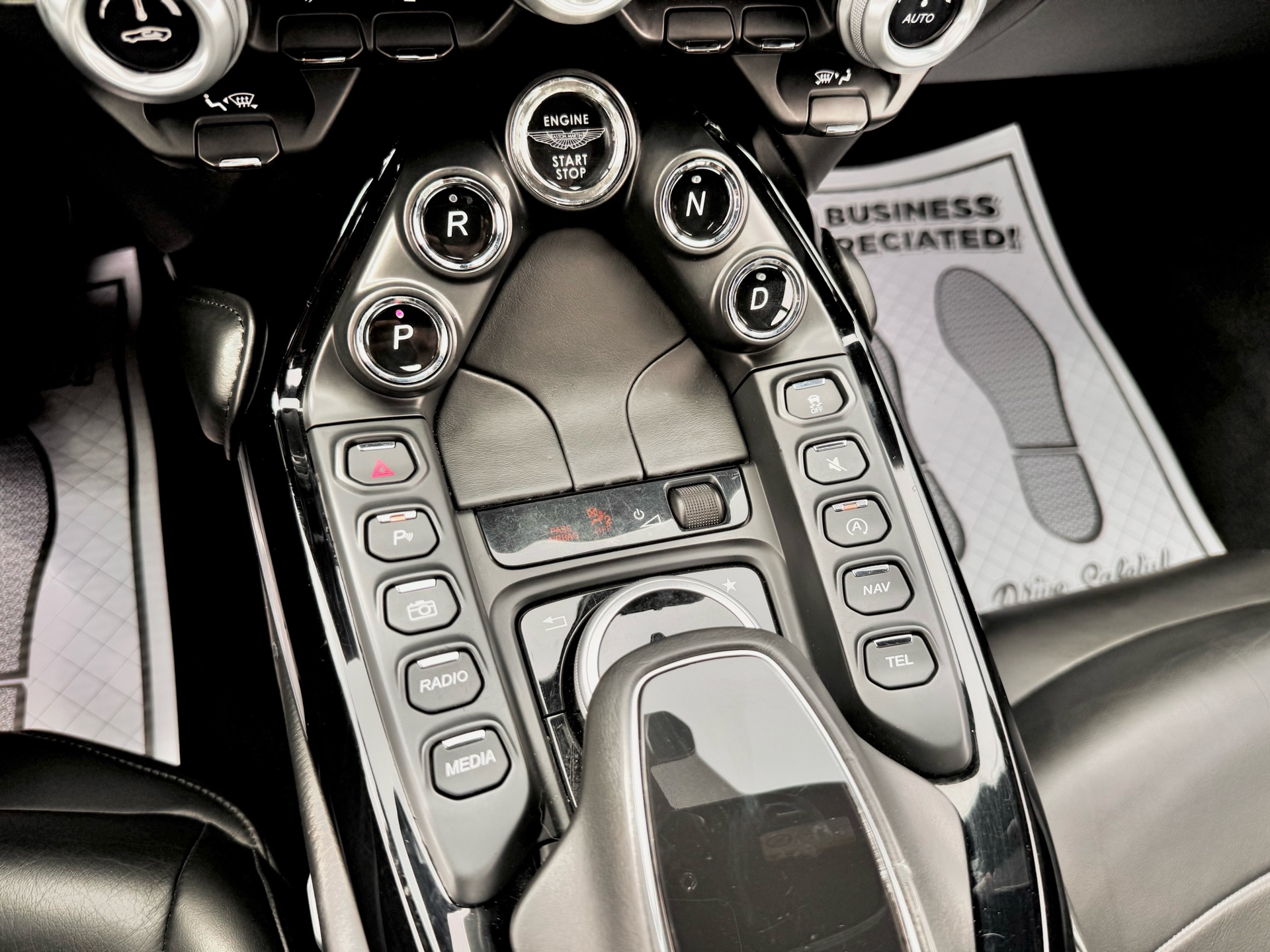 /alphaautosales/2020-AstonMartin-Vantage-6147352517207278.jpg