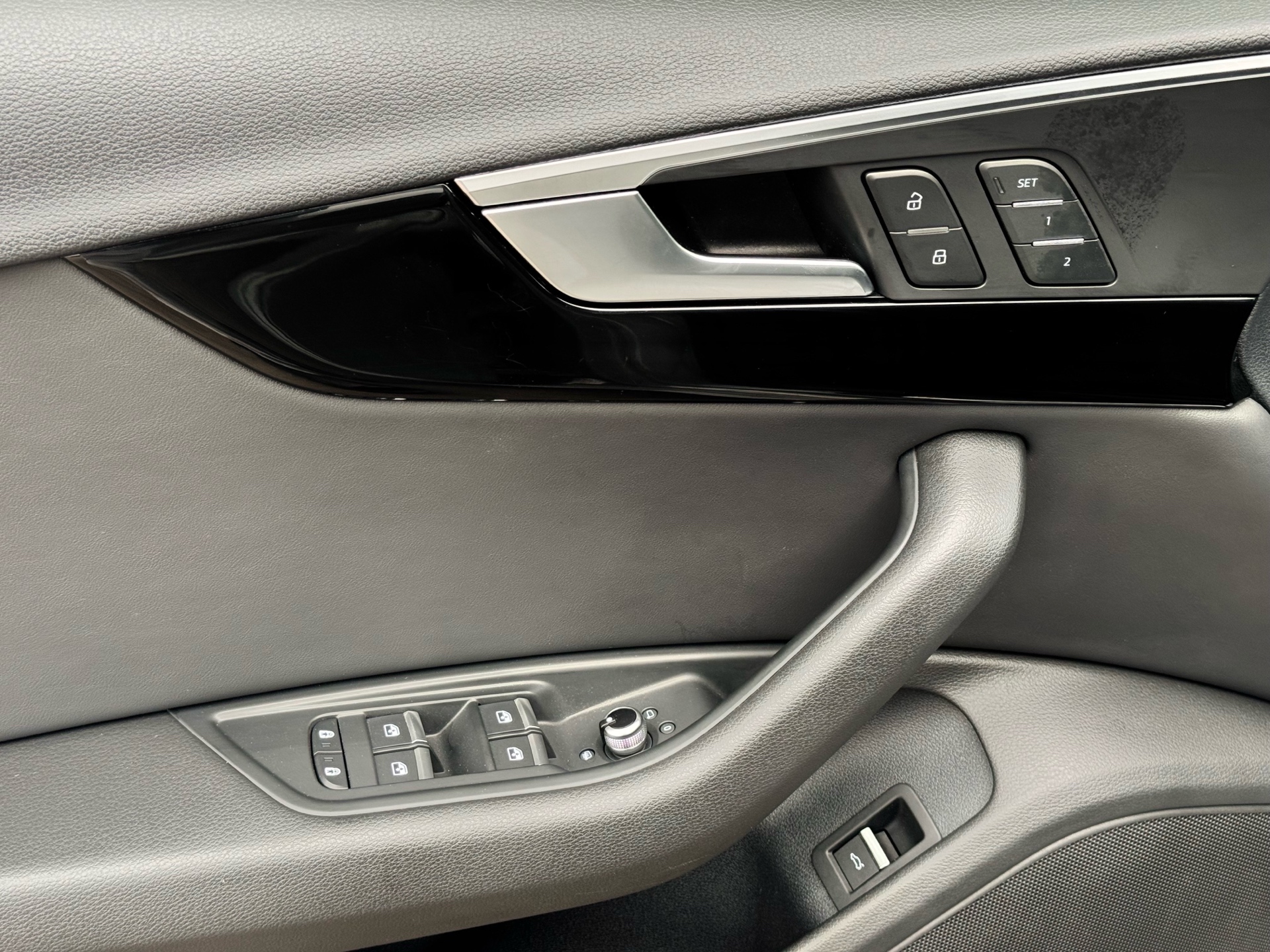 /alphaautosales/2020-Audi-A4-6979528496824032.jpg