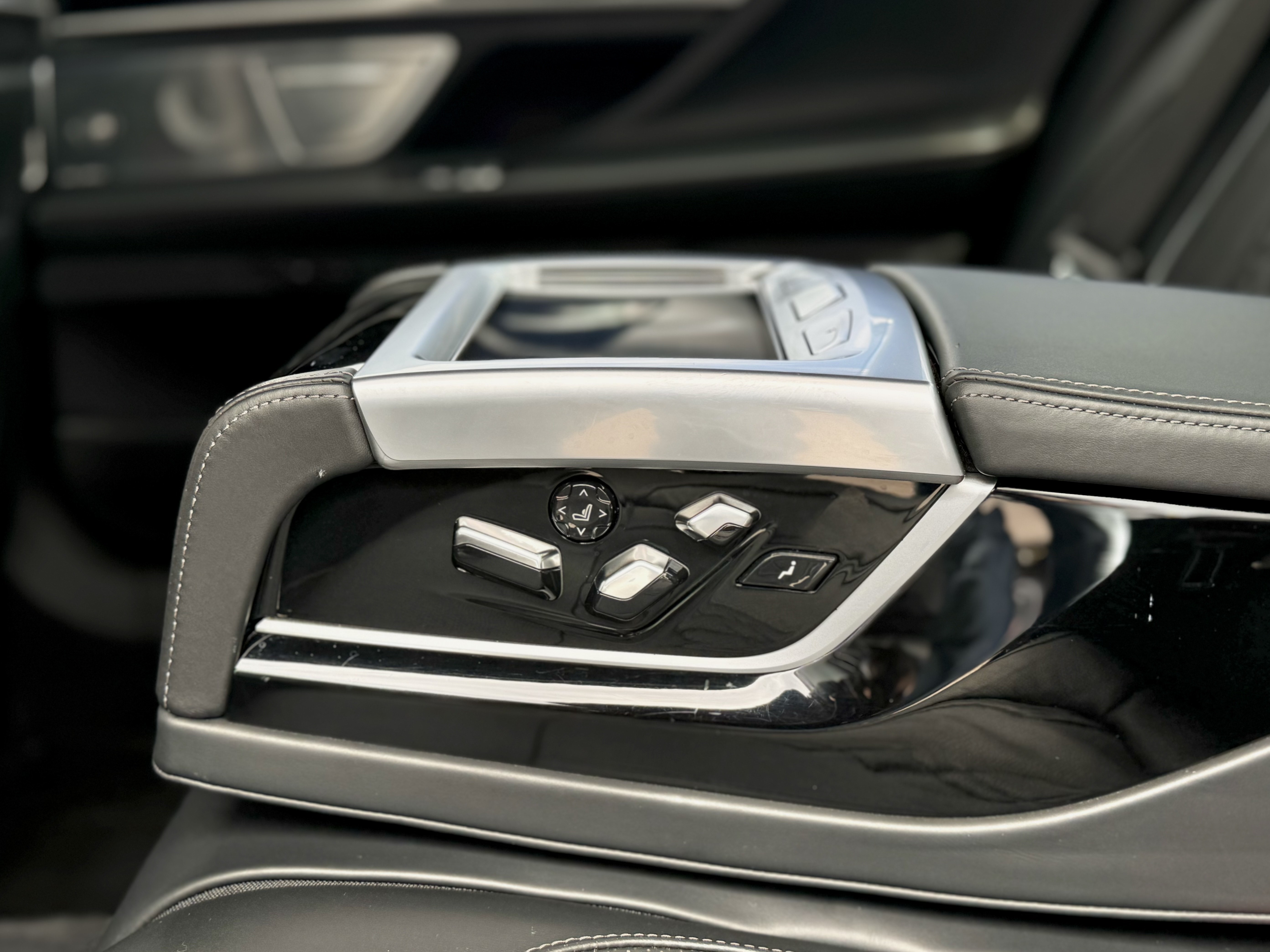 /alphaautosales/2020-BMW-7Series-0240636927607063.jpg