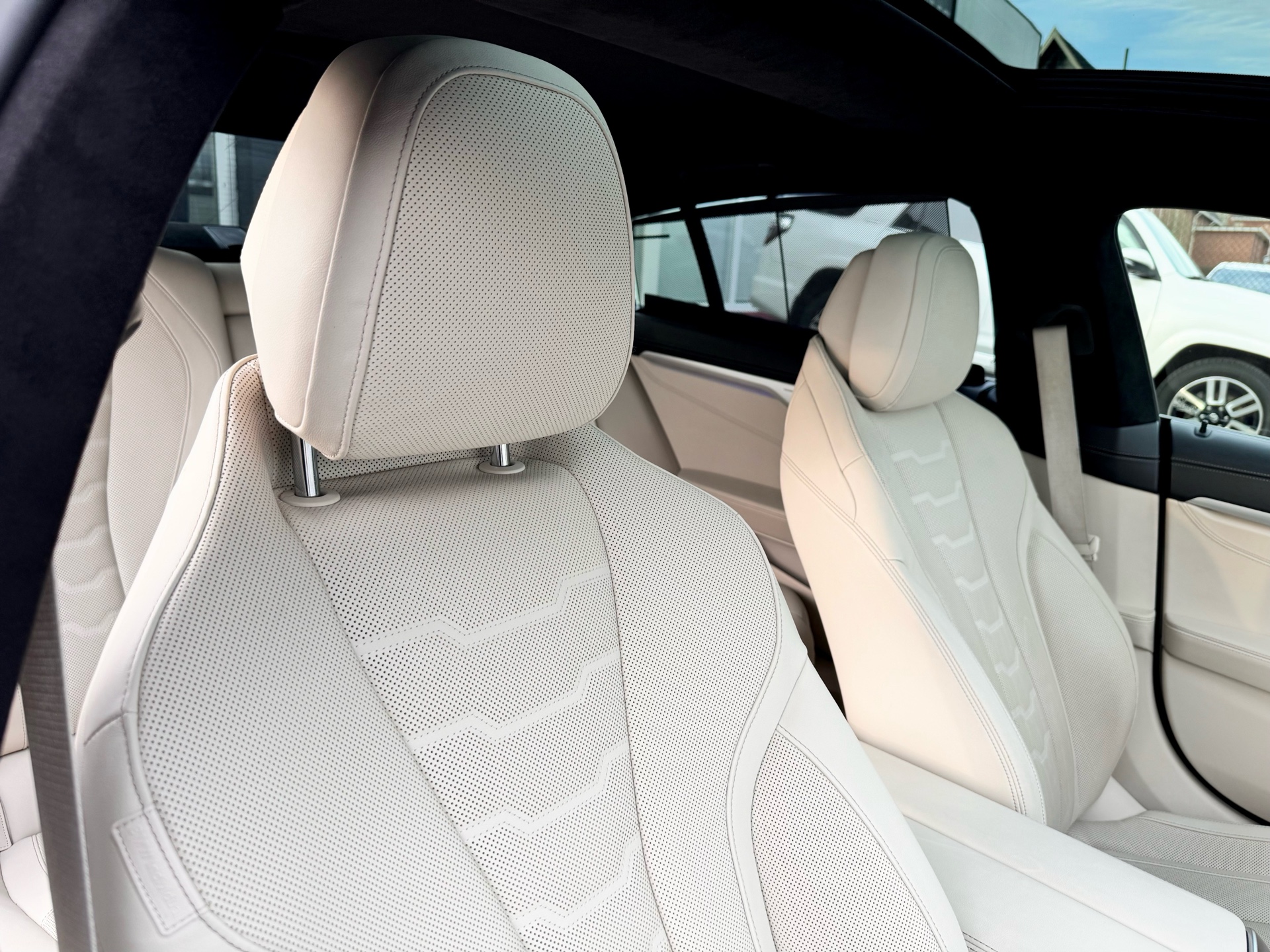 /alphaautosales/2020-BMW-8Series-6730073043707827.jpg