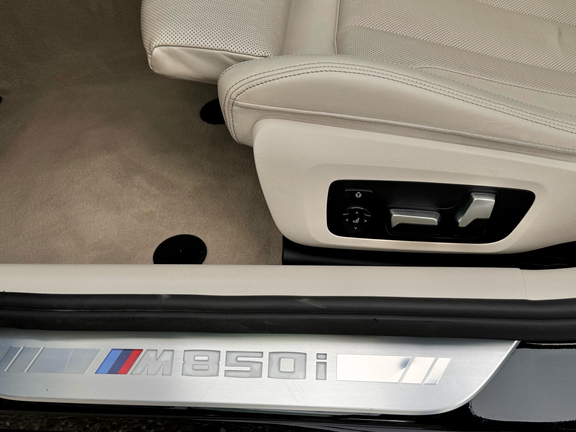 /alphaautosales/2020-BMW-8Series-7650482504931904.jpg