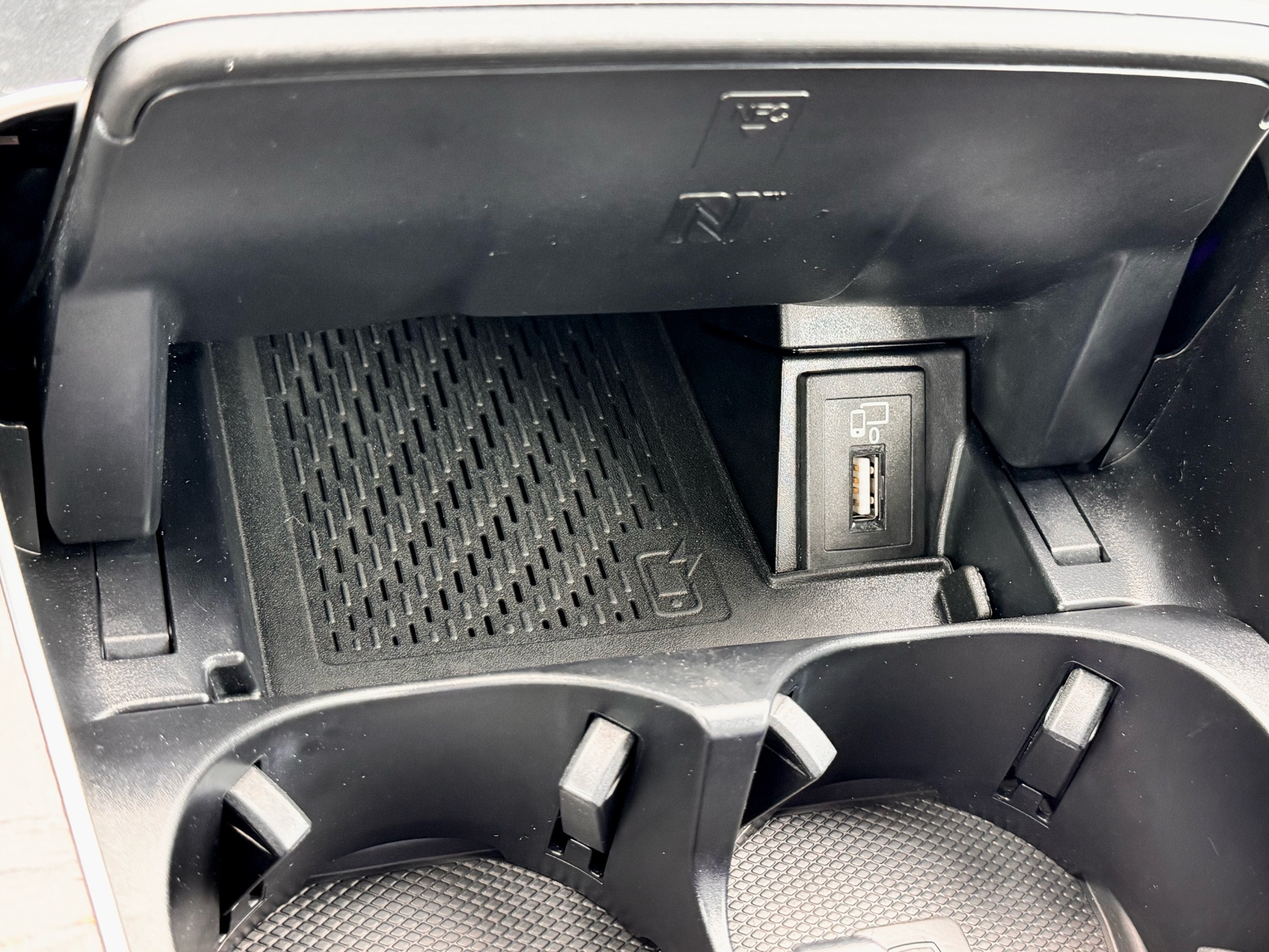 /alphaautosales/2020-Mercedes-Benz-C-Class-3841673086533022.jpg