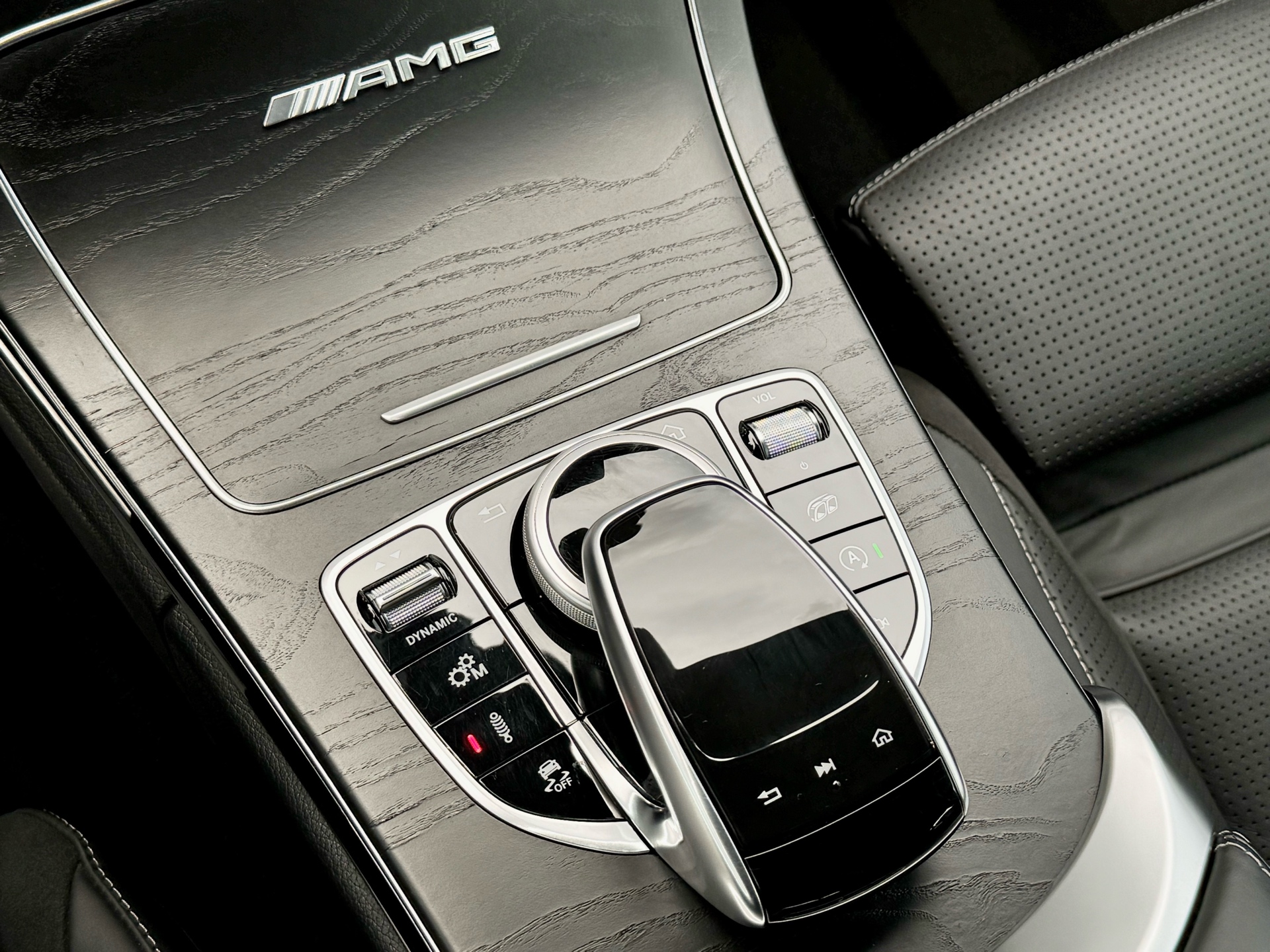 /alphaautosales/2020-Mercedes-Benz-C-Class-38973867709775534.jpg