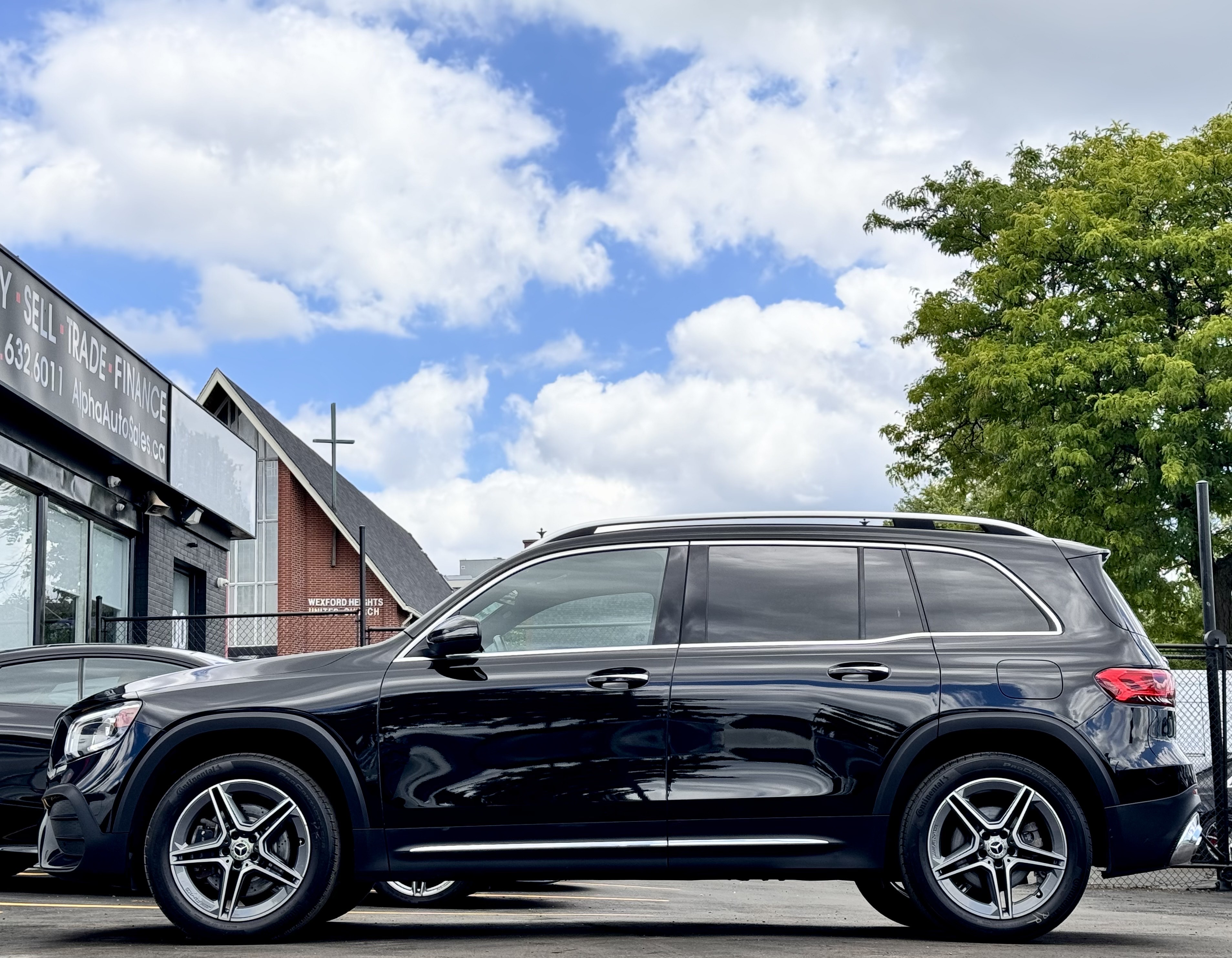 /alphaautosales/2020-Mercedes-Benz-GLB-03721933692344703.jpg