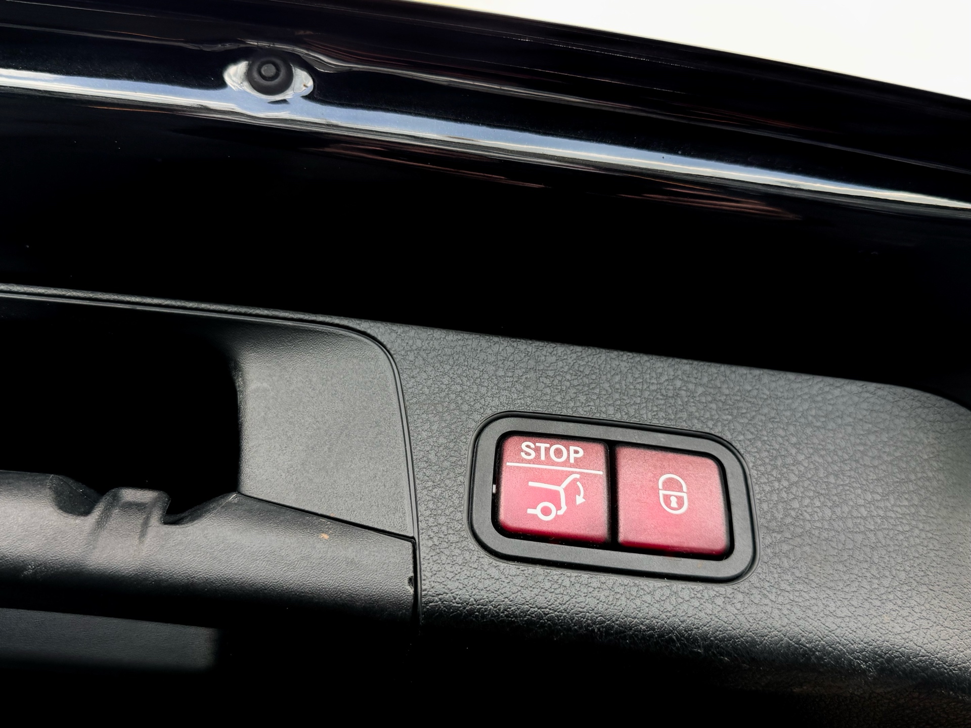 /alphaautosales/2020-Mercedes-Benz-GLB-052422688953733365.jpg