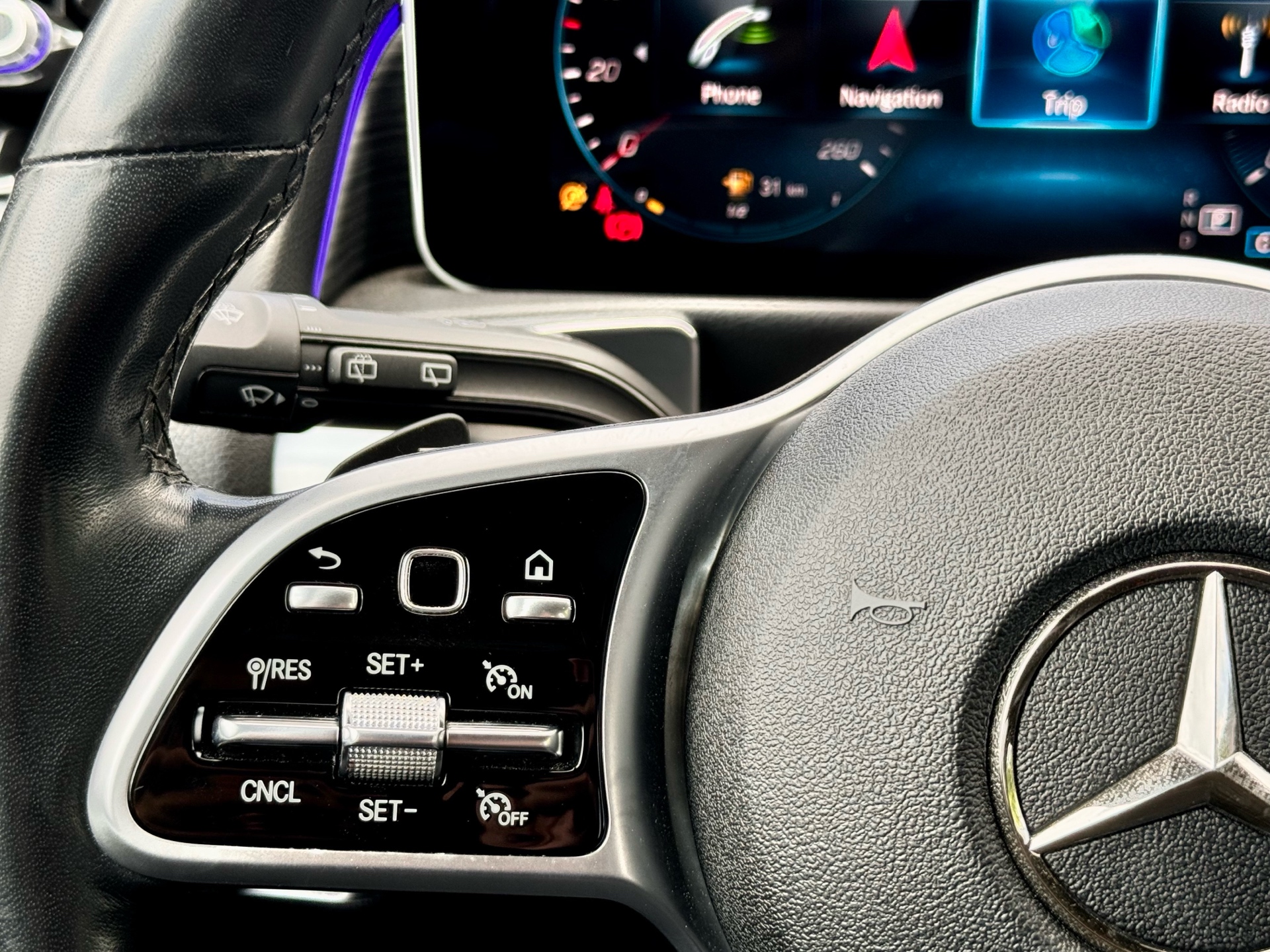 /alphaautosales/2020-Mercedes-Benz-GLB-39678056869890566.jpg