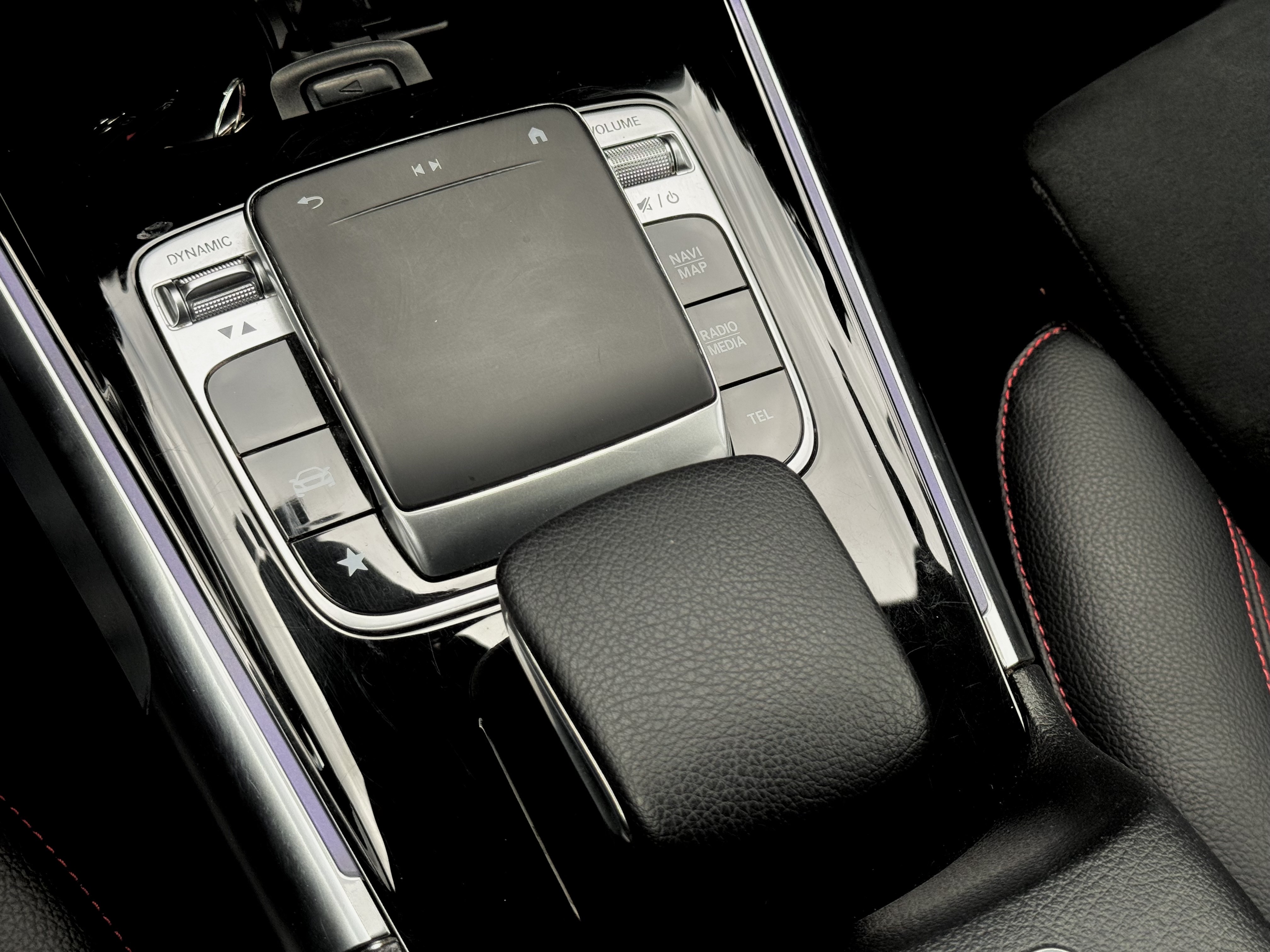 /alphaautosales/2020-Mercedes-Benz-GLB-438365837485831.jpg