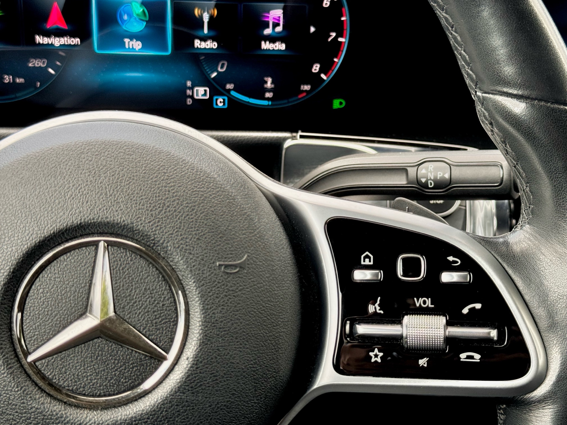 /alphaautosales/2020-Mercedes-Benz-GLB-5727884844840767.jpg