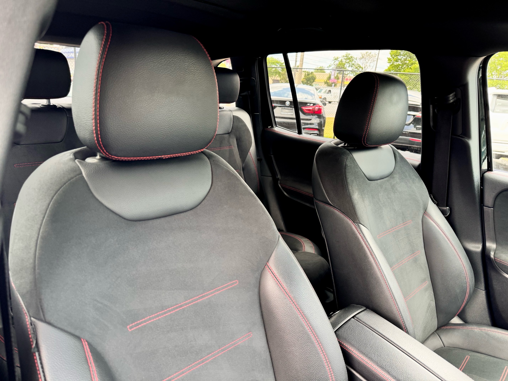 /alphaautosales/2020-Mercedes-Benz-GLB-9542268817710089.jpg
