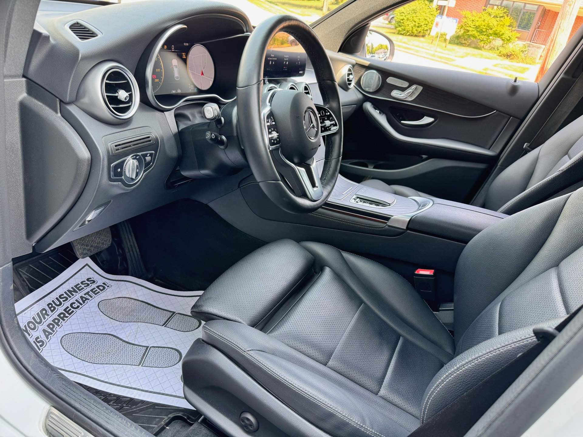 /alphaautosales/2020-Mercedes-Benz-GLC-class-3536961908135172.jpg