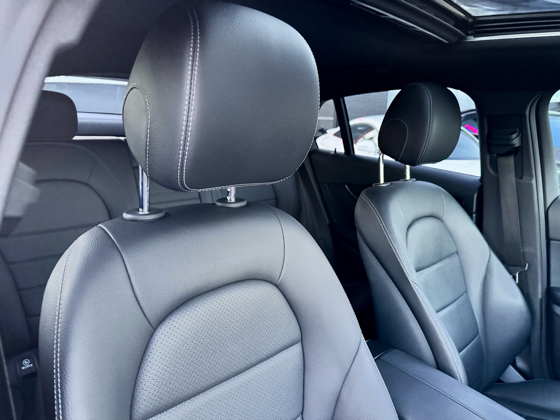 /alphaautosales/2020-Mercedes-Benz-GLC-class-5936680097989178.jpg