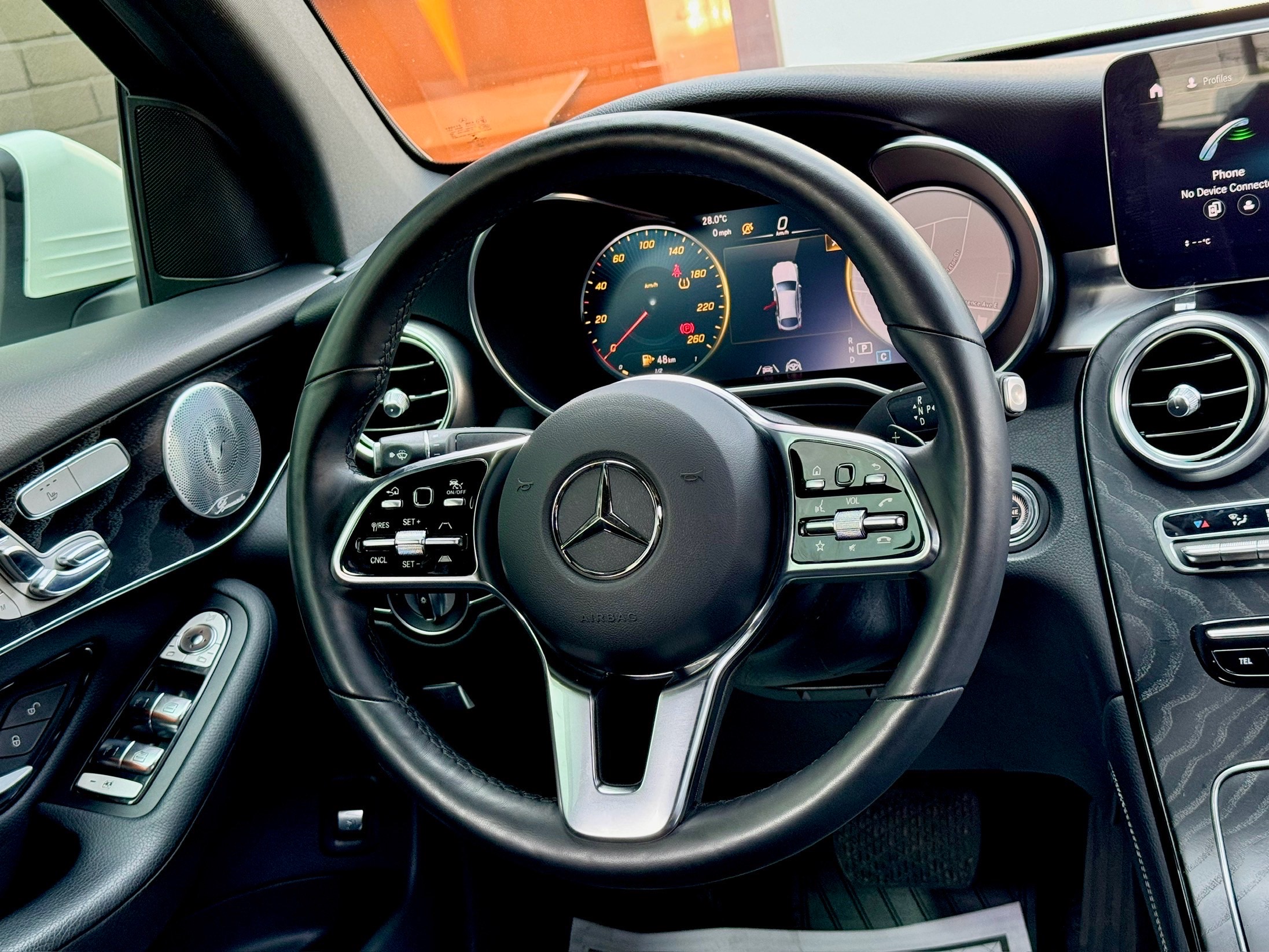 /alphaautosales/2020-Mercedes-Benz-GLC-class-673858167085472.jpg