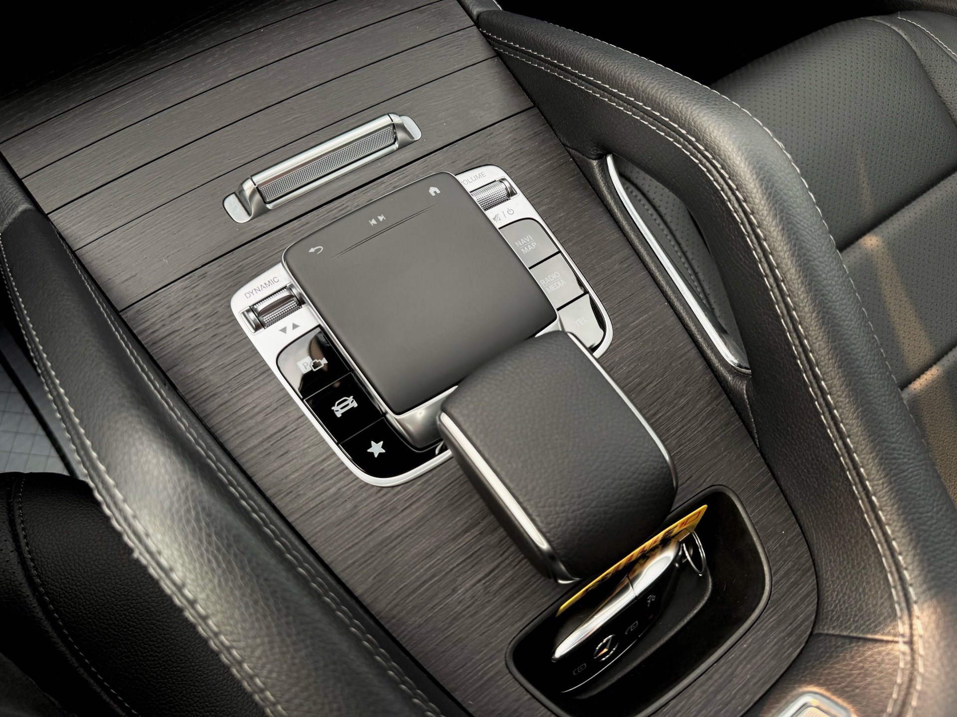 /alphaautosales/2020-Mercedes-Benz-GLE-class-35878363112727096.jpg