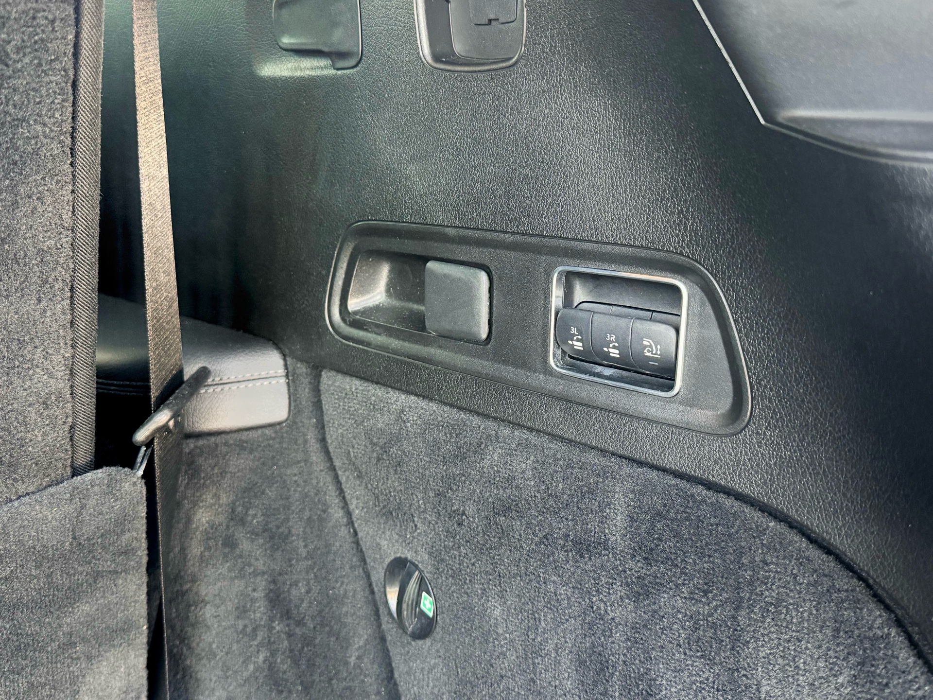 /alphaautosales/2020-Mercedes-Benz-GLS-class-26568216213329476.jpg