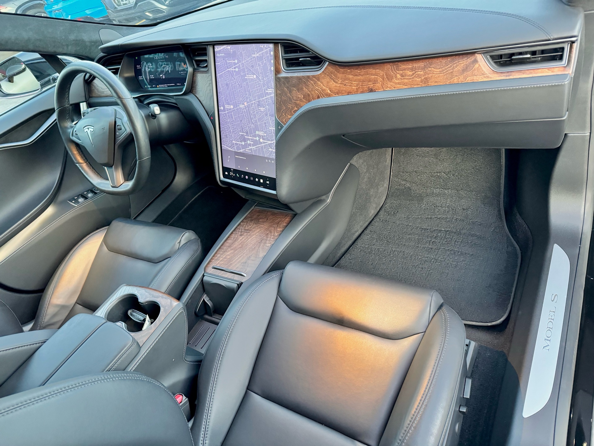 /alphaautosales/2020-Tesla-ModelS-40343423687134217.jpg