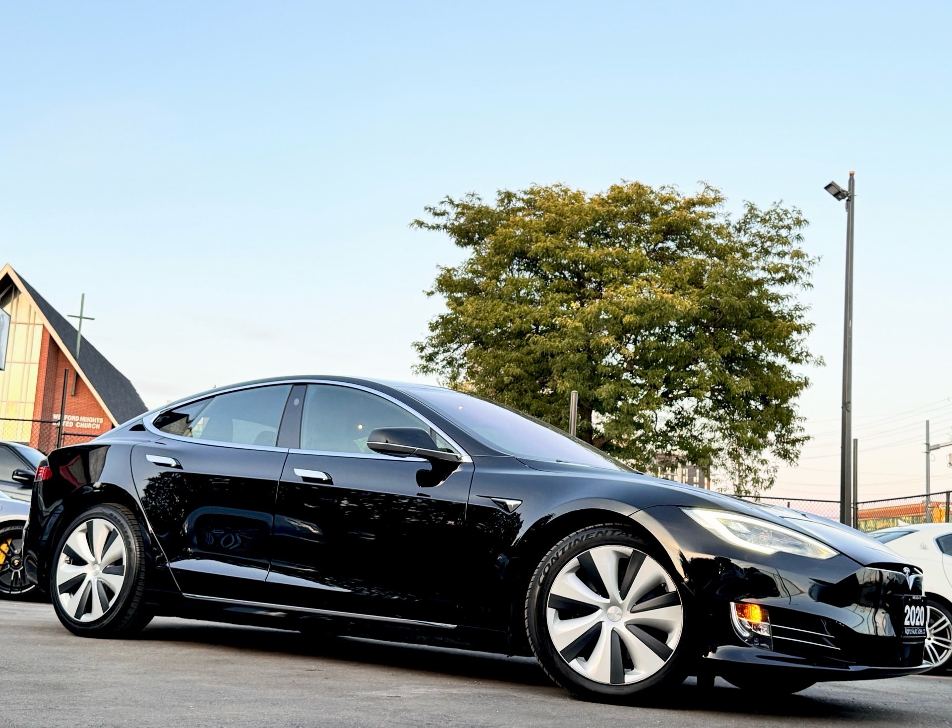 /alphaautosales/2020-Tesla-ModelS-7189730303608217.jpg