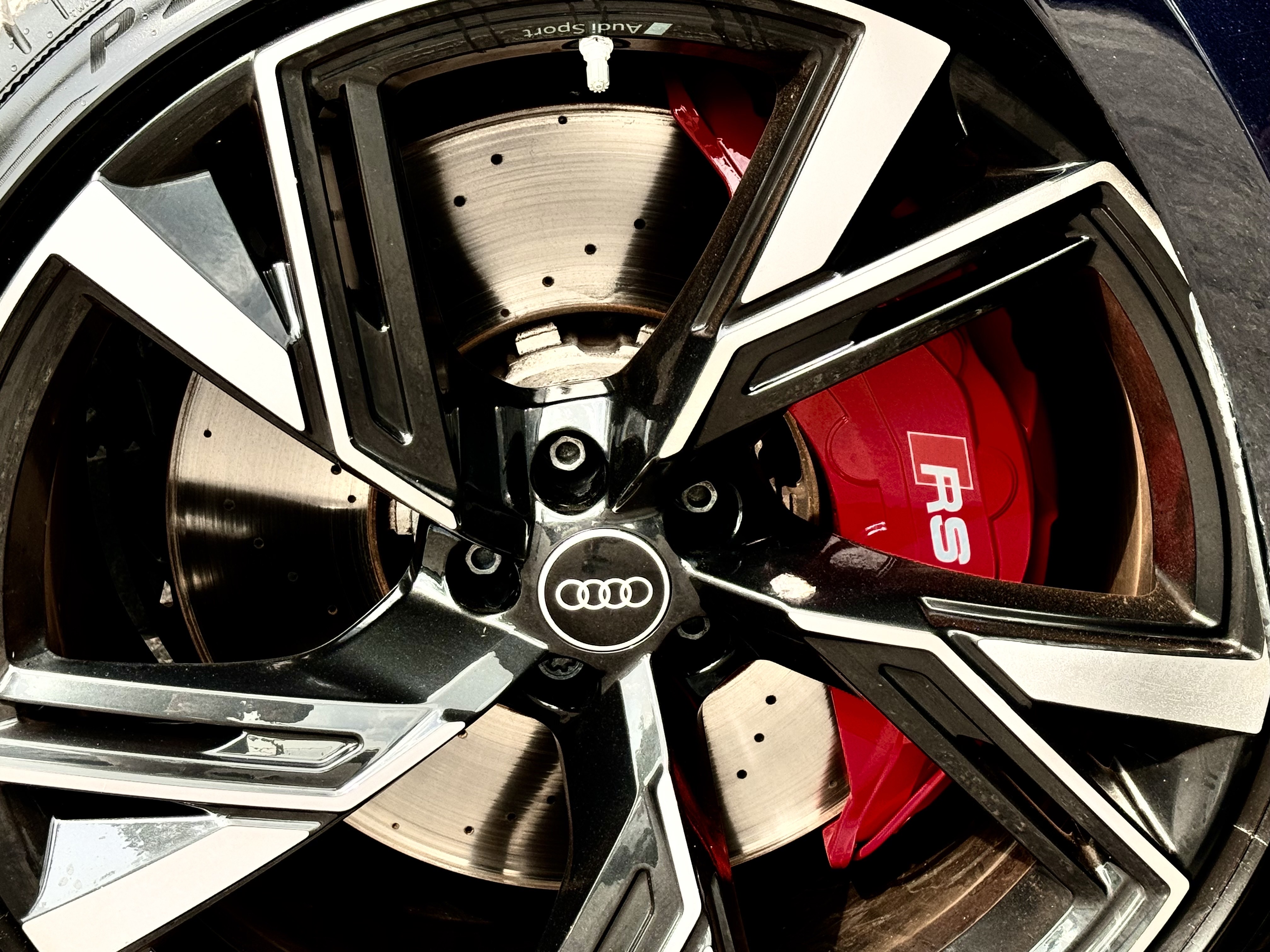 /alphaautosales/2021-Audi-RS6-7815357282976572.jpg