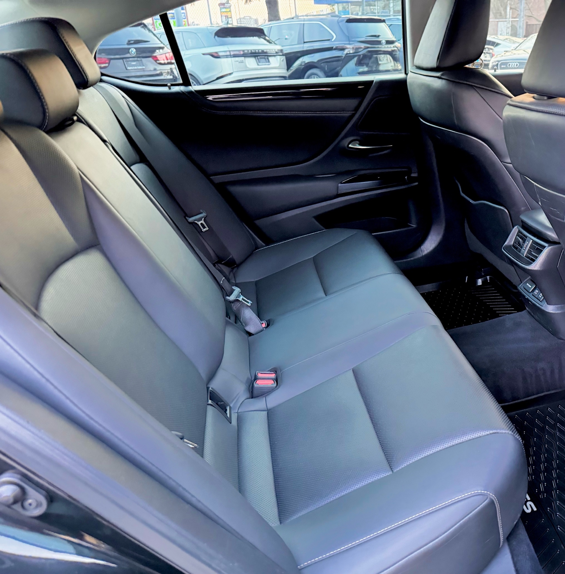 /alphaautosales/2021-Lexus-ES-11728455720228181.jpg