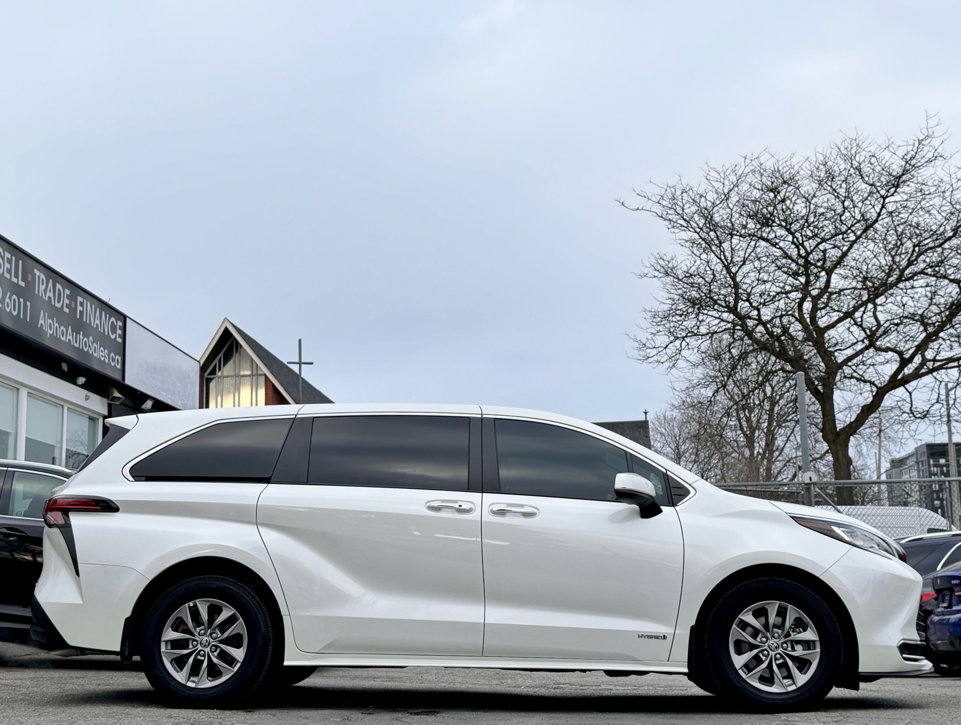 /alphaautosales/2021-Toyota-Sienna-22392968318359907.jpg