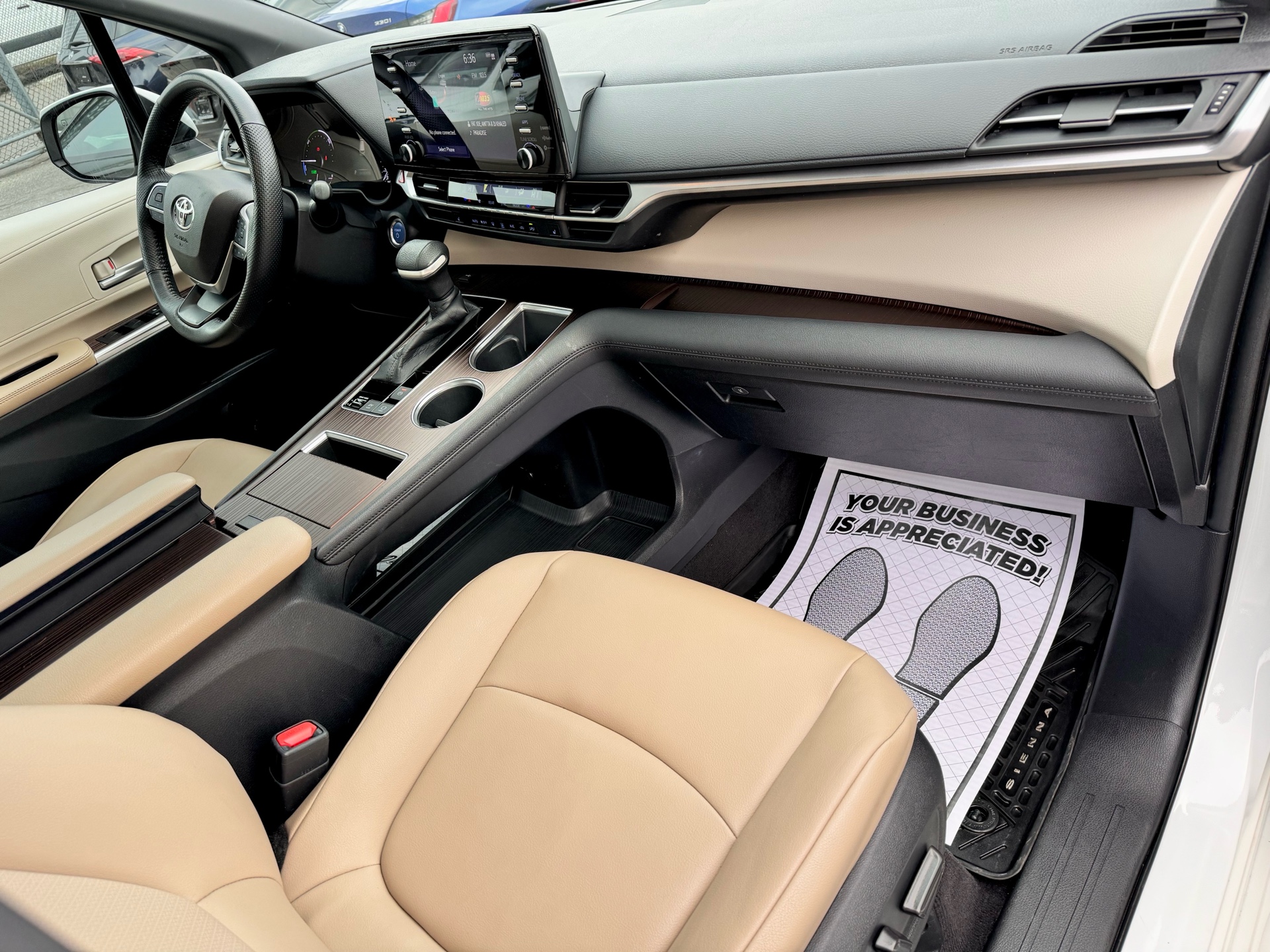 /alphaautosales/2021-Toyota-Sienna-30176638952065415.jpg
