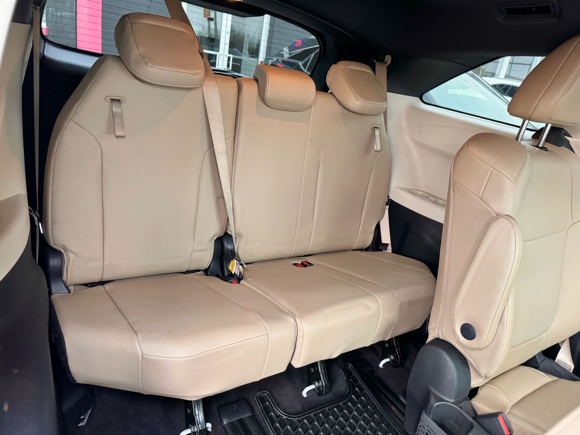 /alphaautosales/2021-Toyota-Sienna-3187161658858577.jpg