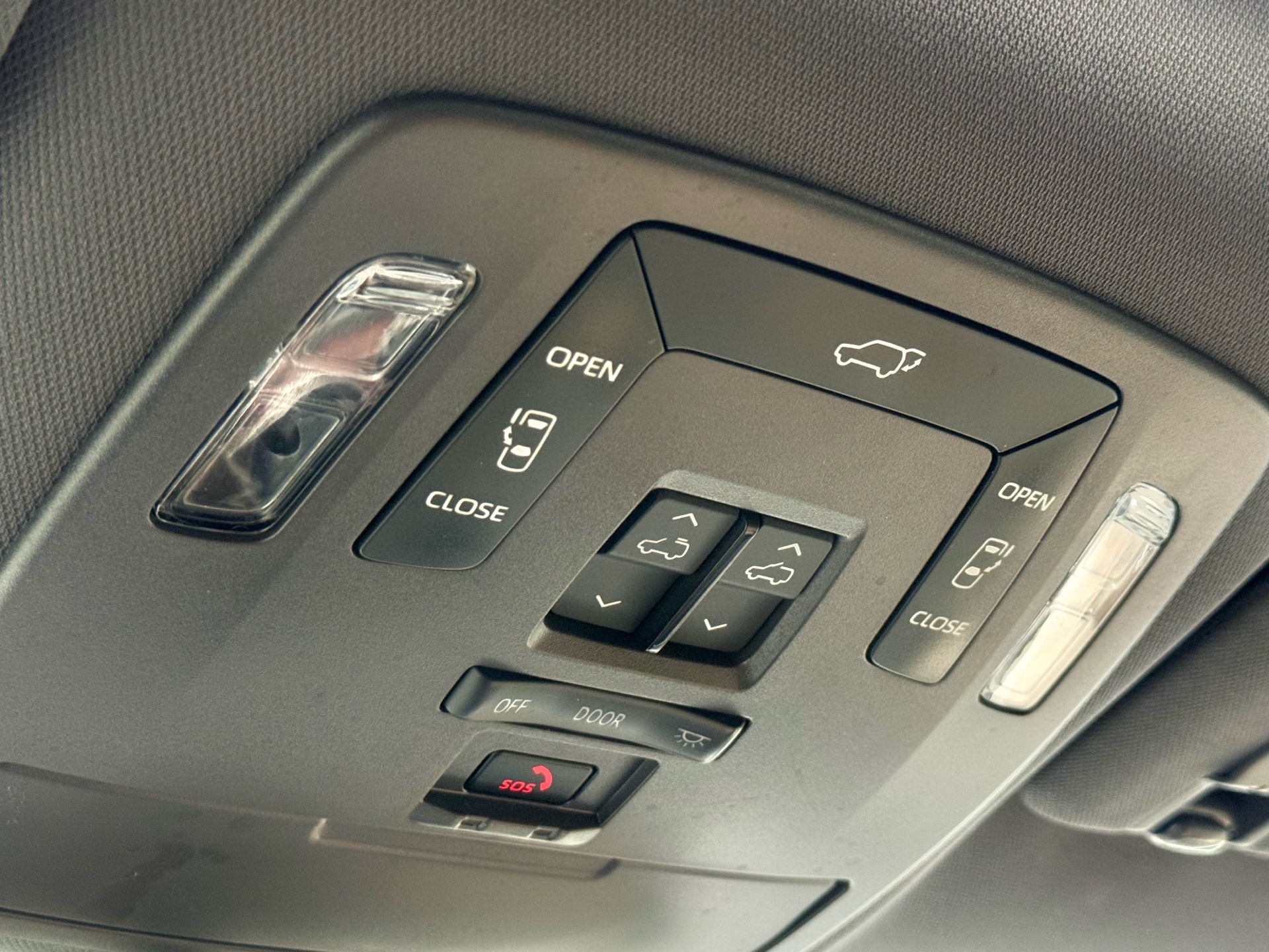 /alphaautosales/2021-Toyota-Sienna-3525077409992057.jpg