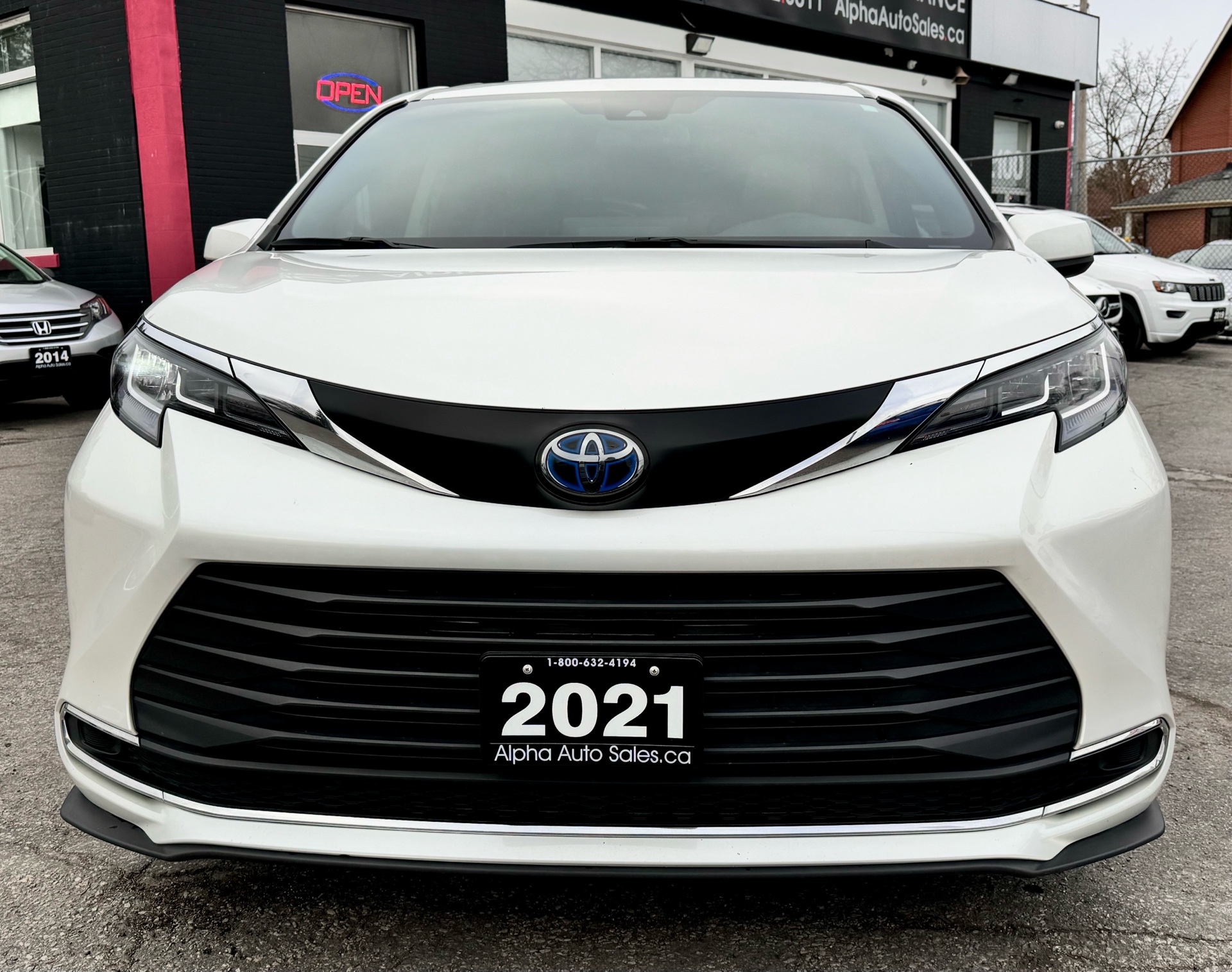 /alphaautosales/2021-Toyota-Sienna-5638544594701724.jpg