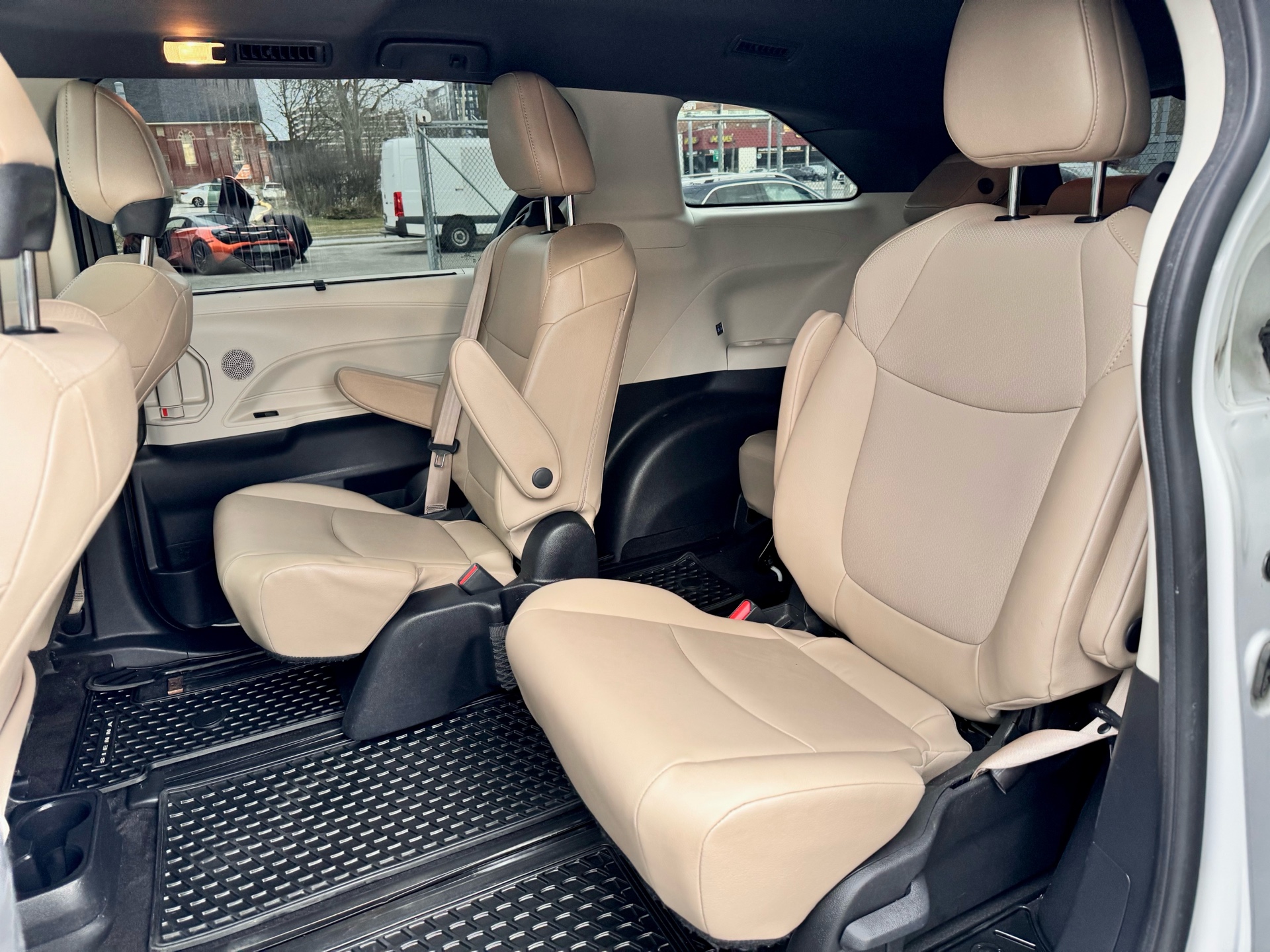 /alphaautosales/2021-Toyota-Sienna-7384581439295284.jpg