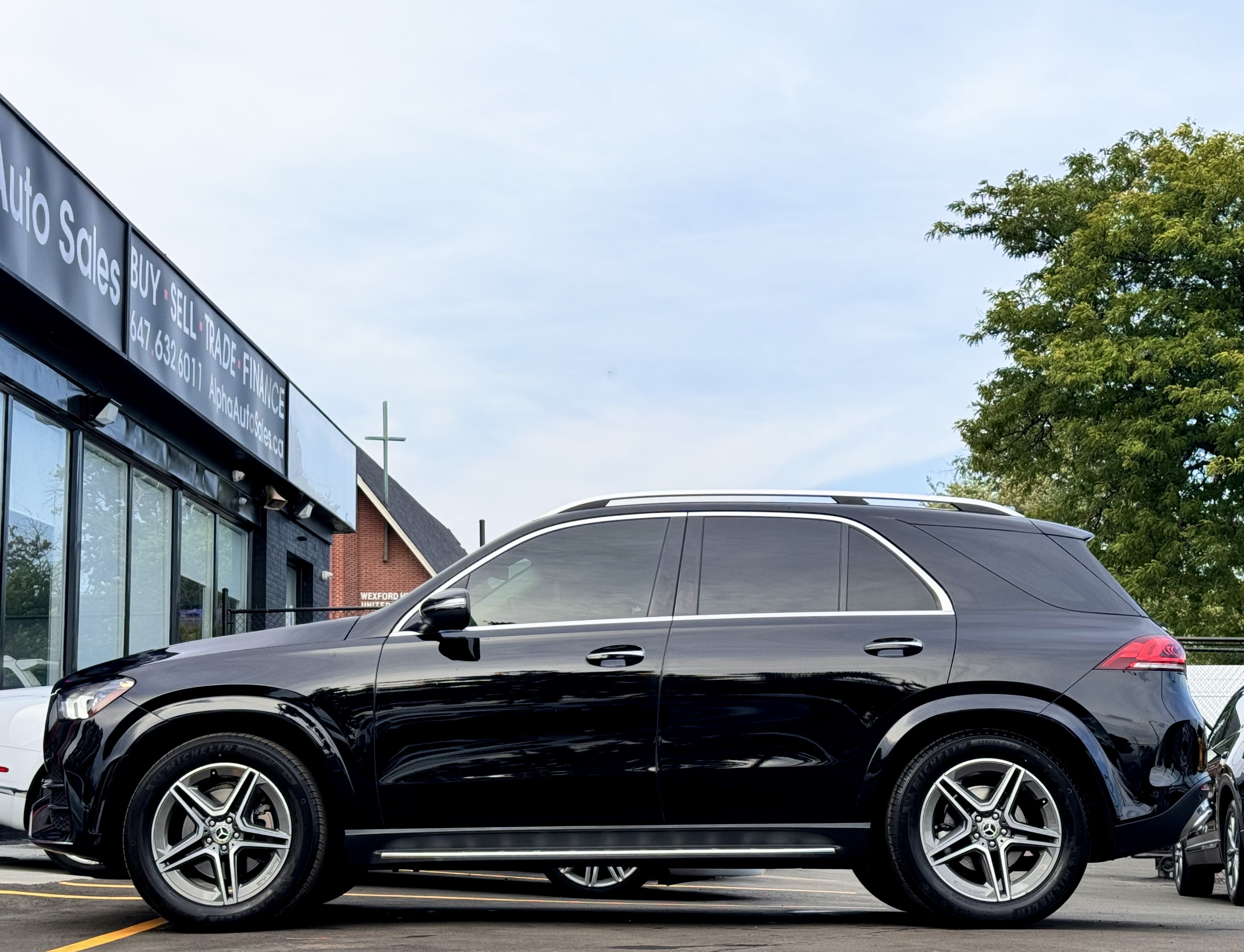/alphaautosales/2022-Mercedes-Benz-GLE-class-000029561323920956895.jpg