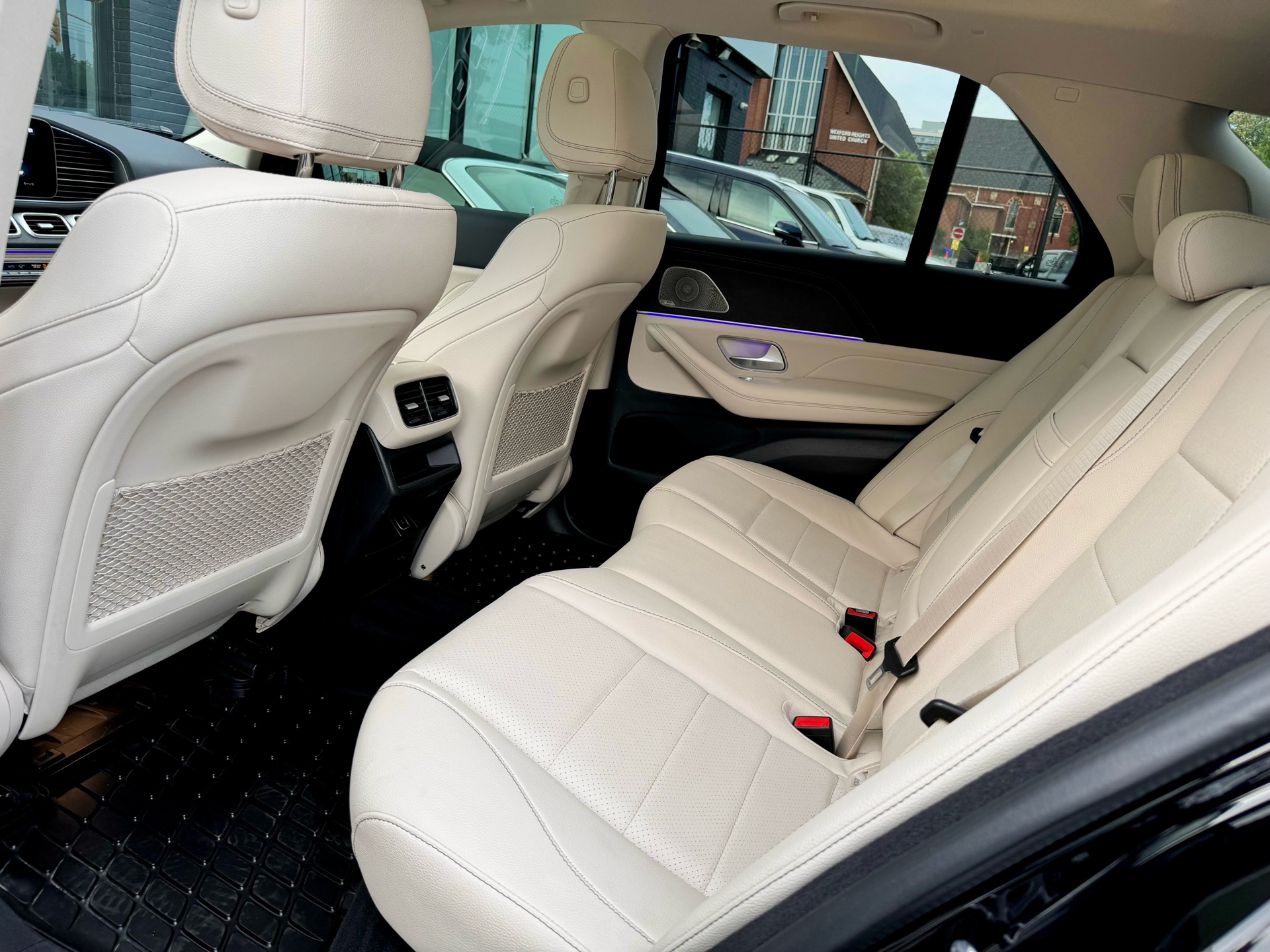 /alphaautosales/2022-Mercedes-Benz-GLE-class-31636868561788867.jpg