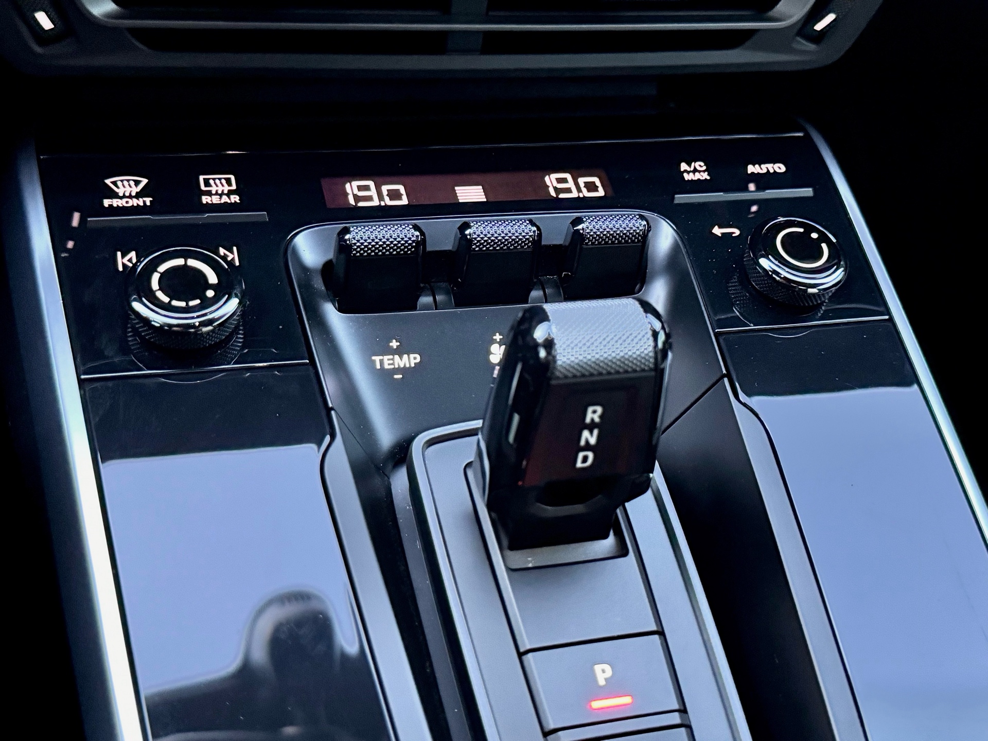 /alphaautosales/2022-Porsche-911-27673138091503025.jpg