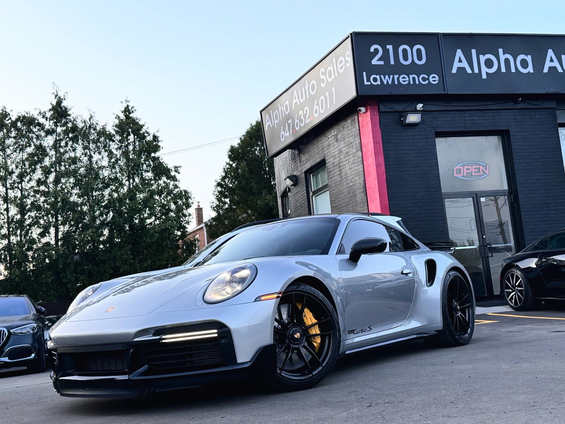 /alphaautosales/2022-Porsche-911-43703391574740236.jpg
