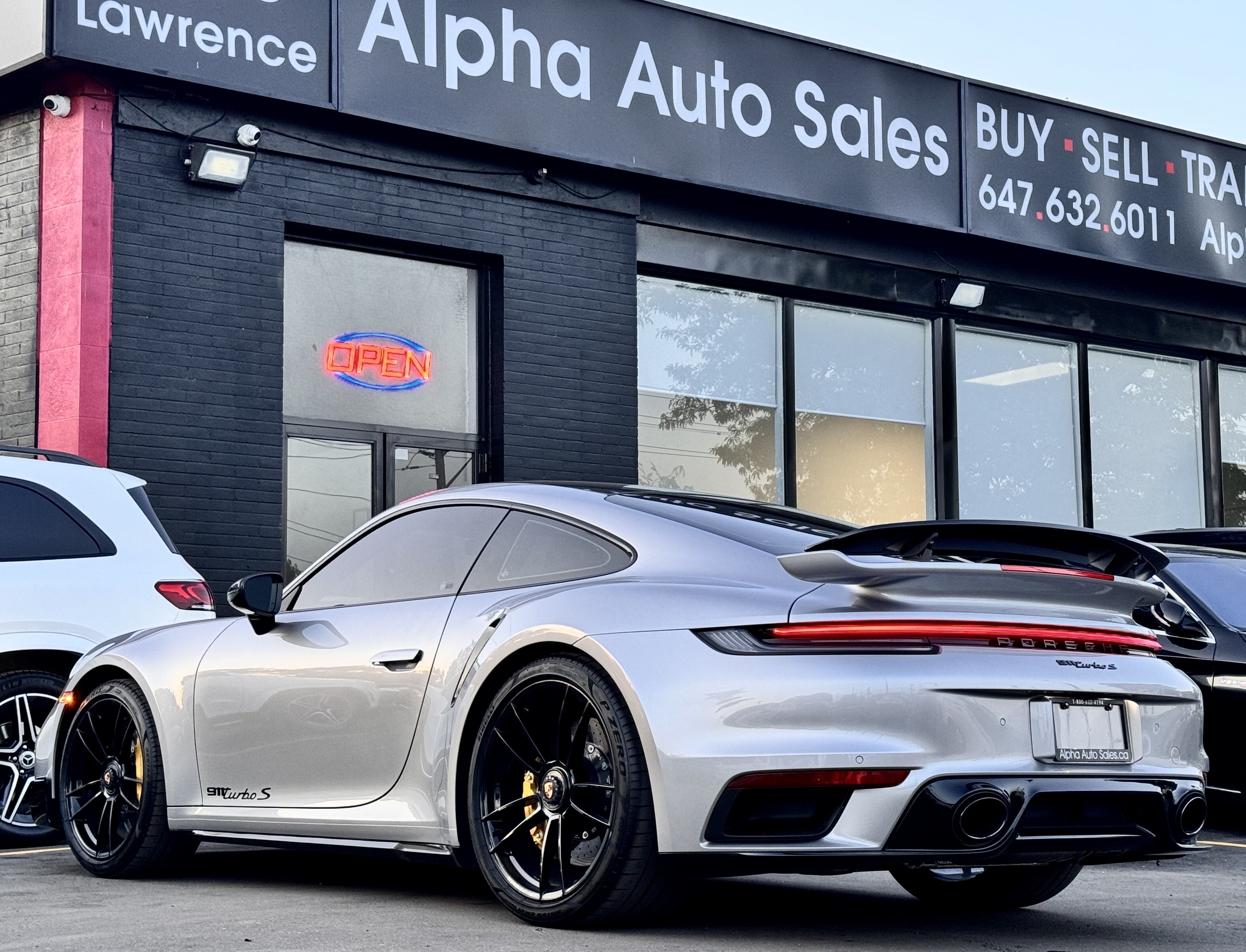 /alphaautosales/2022-Porsche-911-8600998018301604.jpg