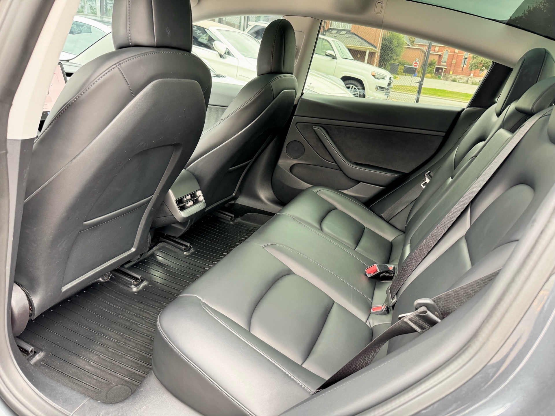 /alphaautosales/2022-Tesla-Model3-08915313023091254.jpg