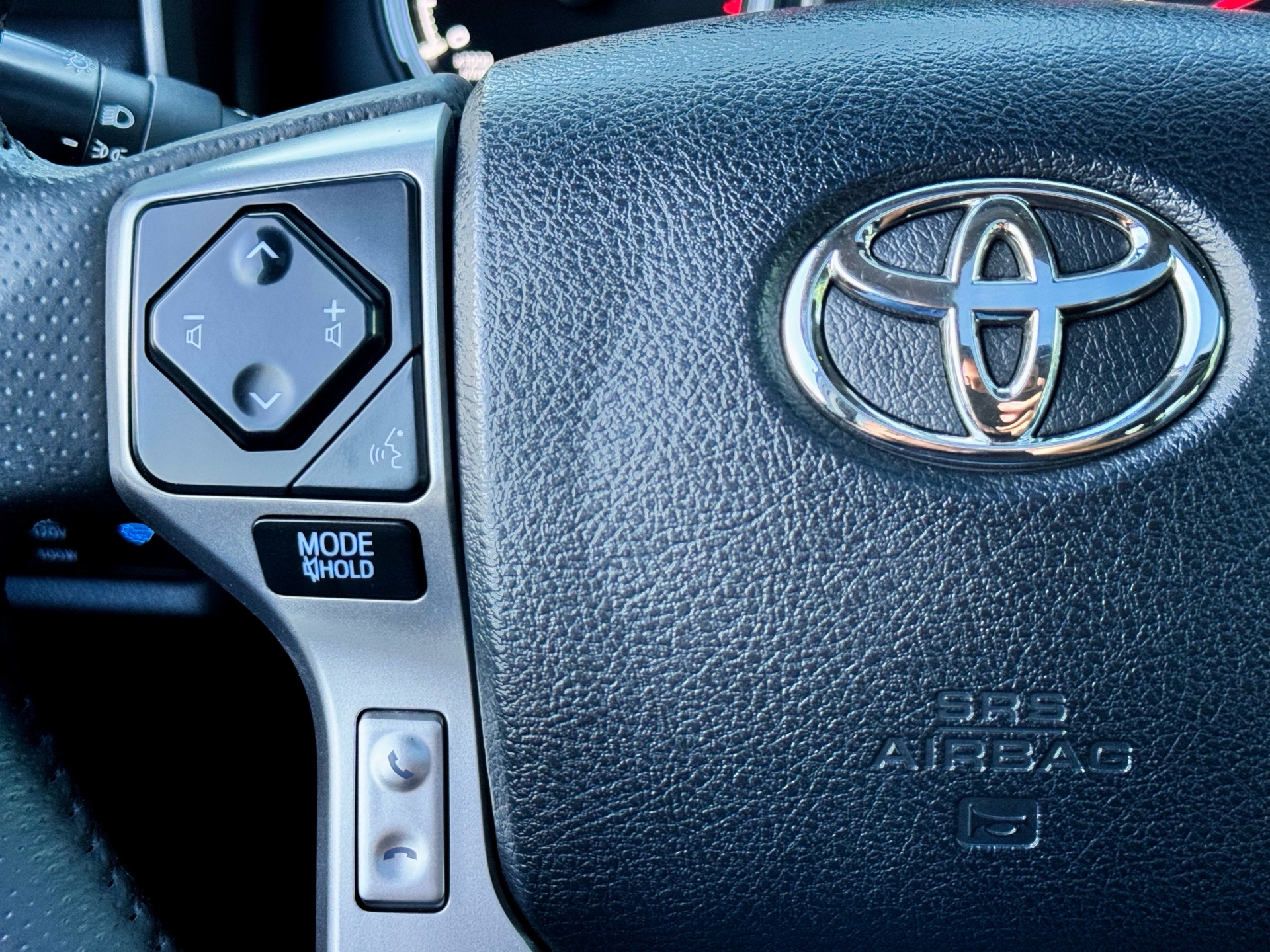 /alphaautosales/2022-Toyota-4Runner-39744455519352395.jpg