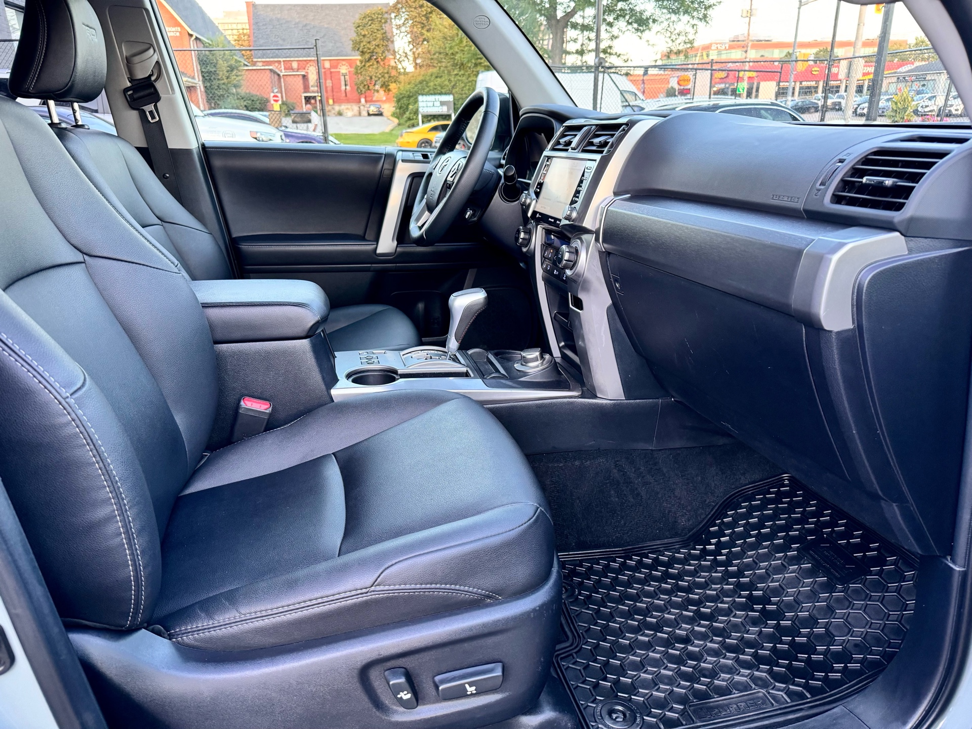/alphaautosales/2022-Toyota-4Runner-9409048248325103.jpg