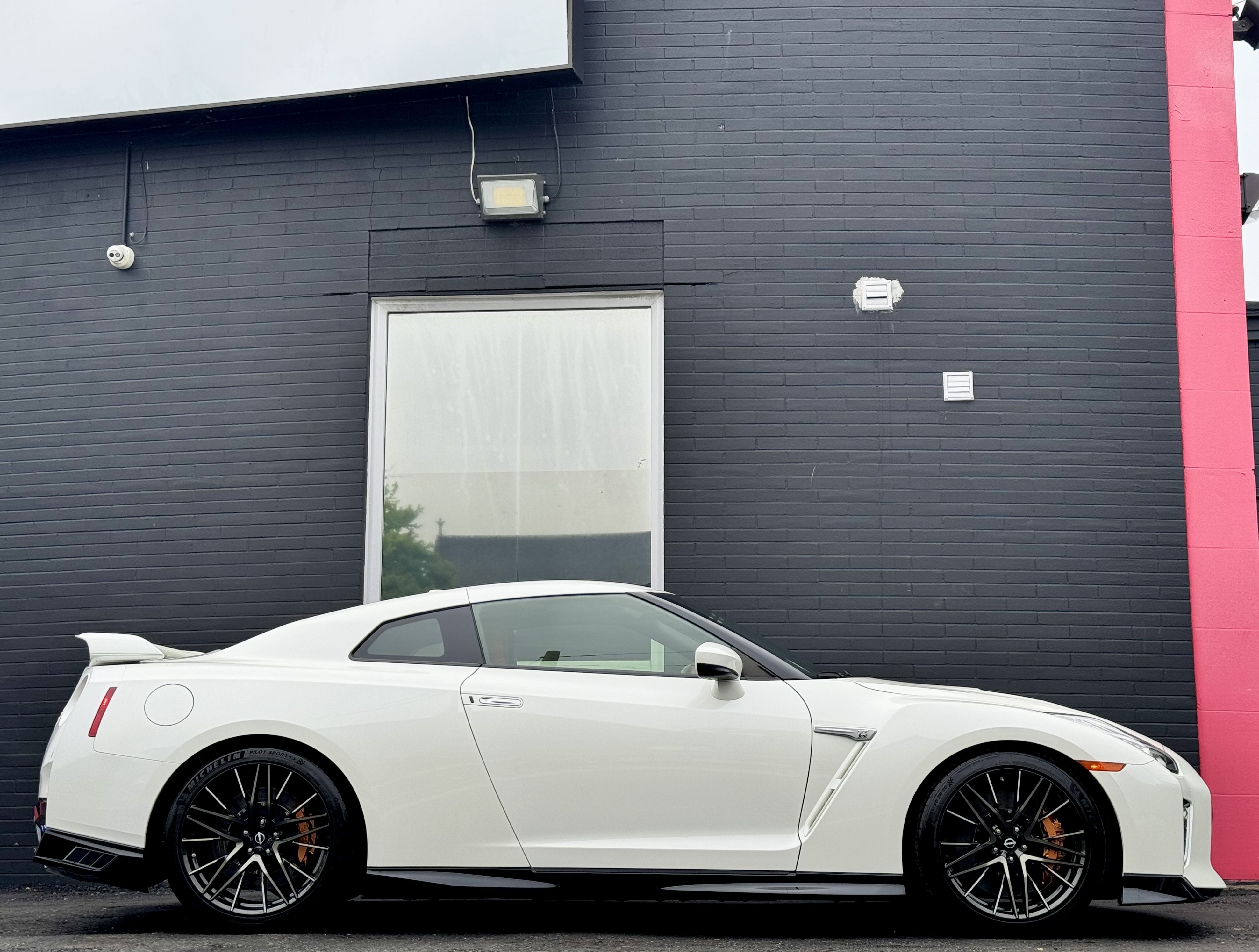 /alphaautosales/2023-Nissan-GT-R-5069234179659421.jpg