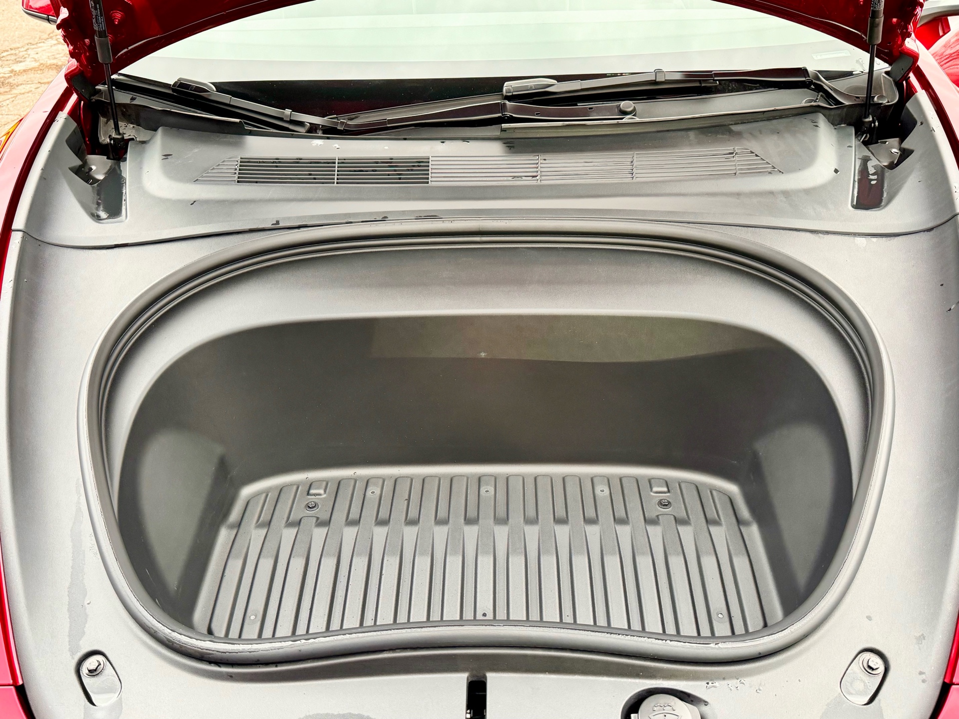 /alphaautosales/2024-Tesla-Model3-06414493193698512.jpg
