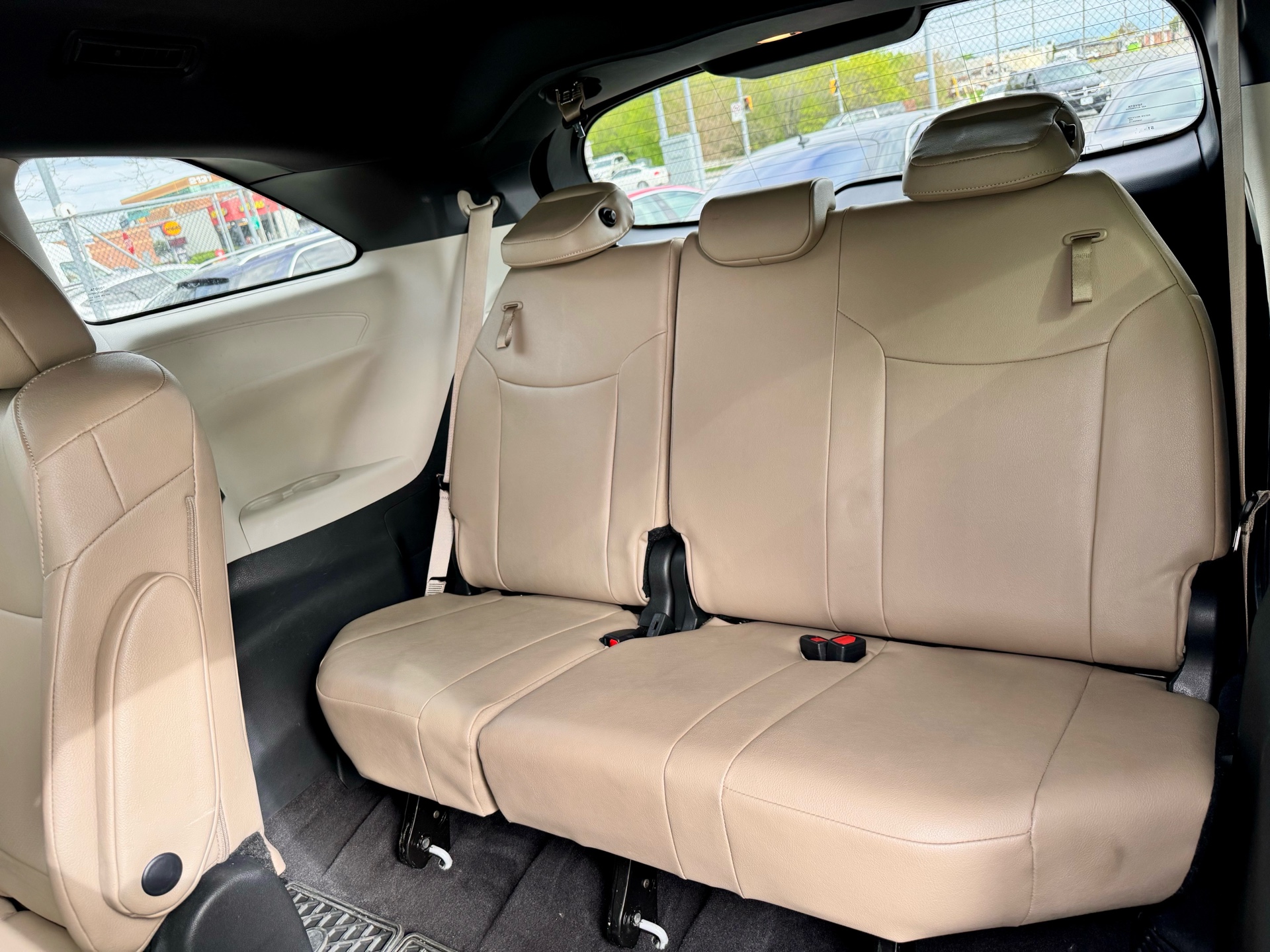 /alphaautosales/2024-Toyota-Sienna-5280486617430202.jpg