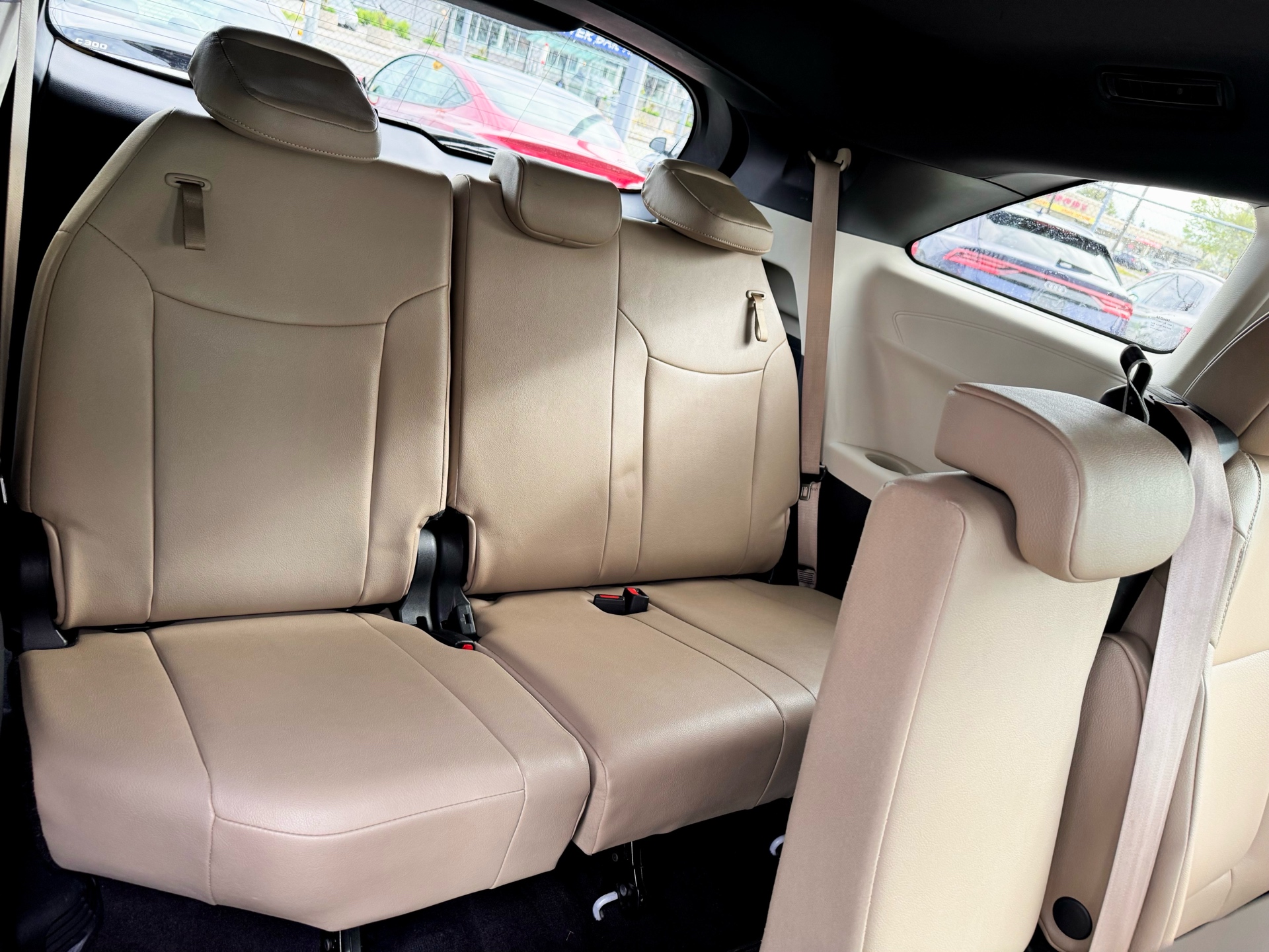/alphaautosales/2024-Toyota-Sienna-5387795920572243.jpg
