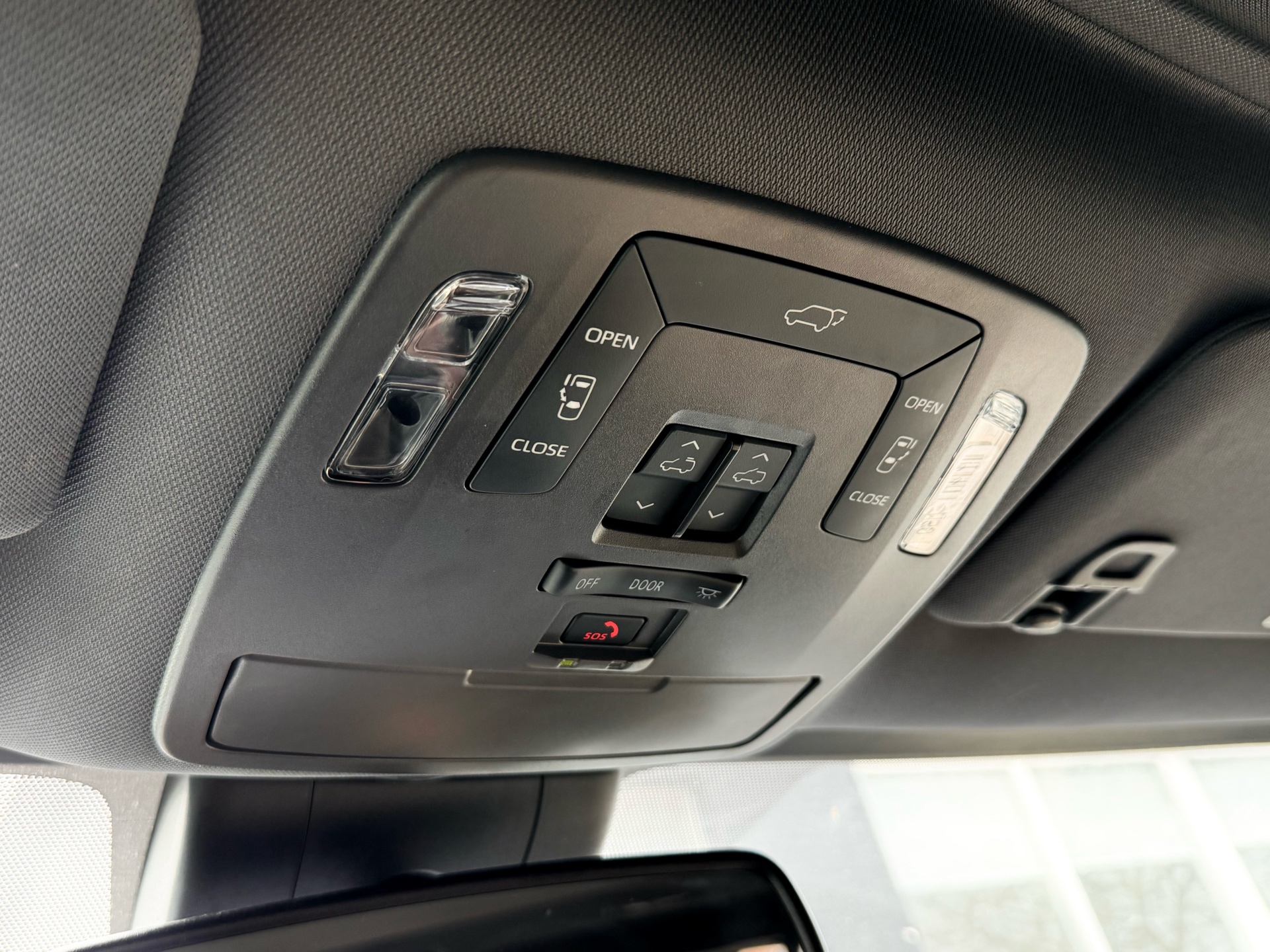 /alphaautosales/2024-Toyota-Sienna-7287006381737899.jpg